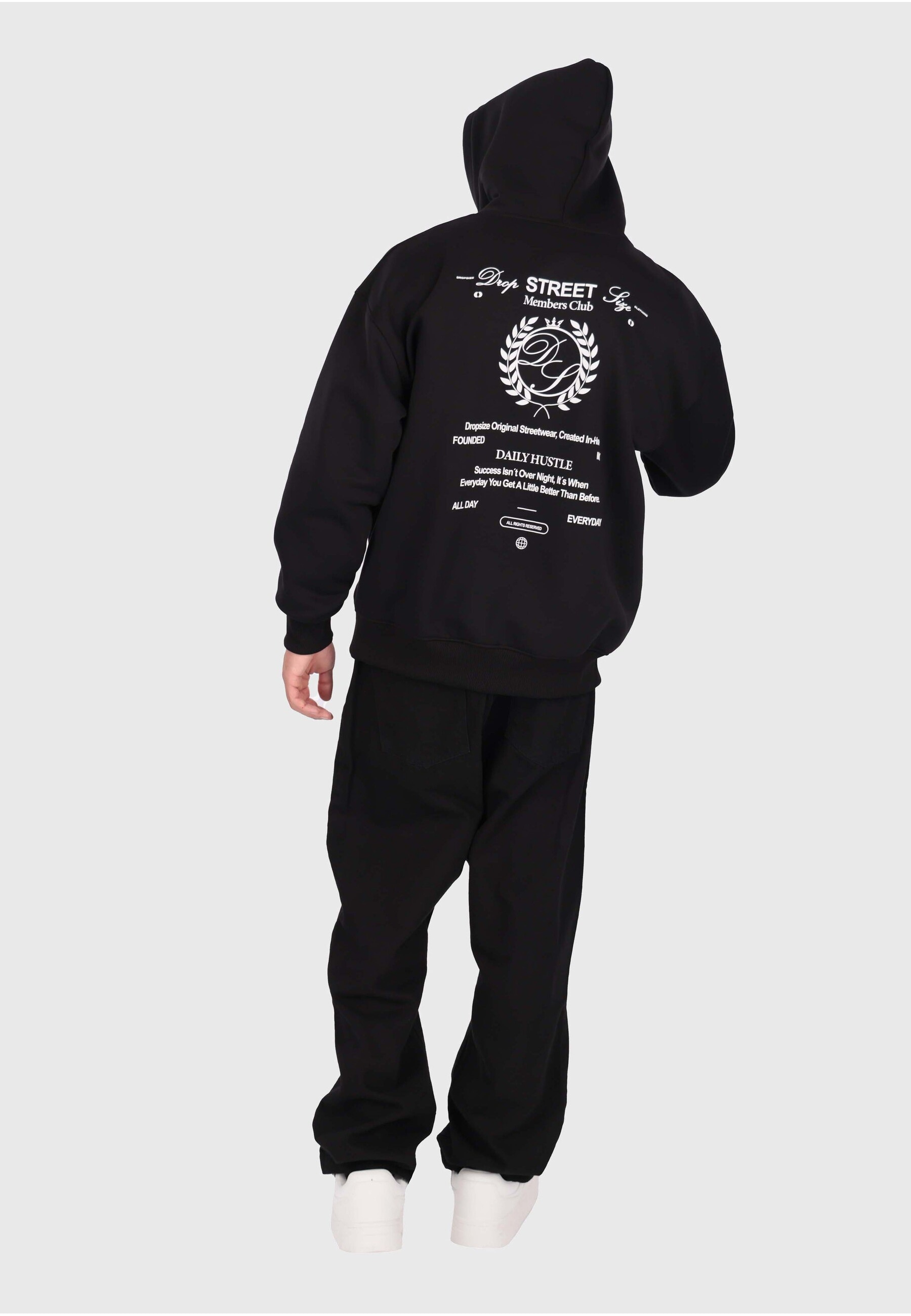 Dropsize Kapuzensweatshirt »Dropsize HEAVY OVERSIZE MEMBERS CLUB HOODIE«, 1 Stk.
