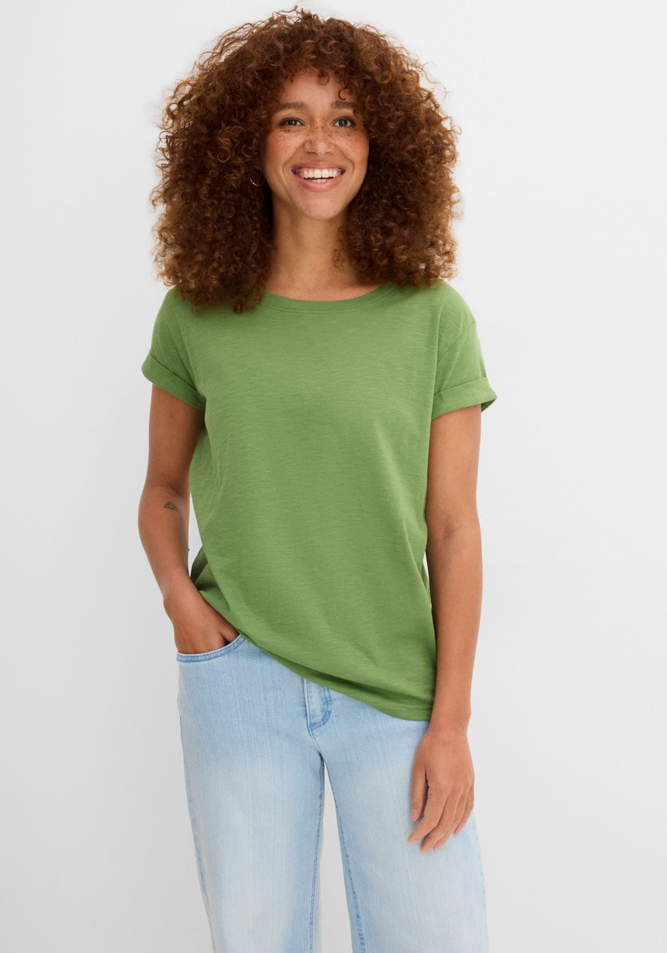 bonprix T-Shirt "Boxy-Shirt" lockere, figurumspielende Passform, Kurzarm, Rundhalsausschnitt