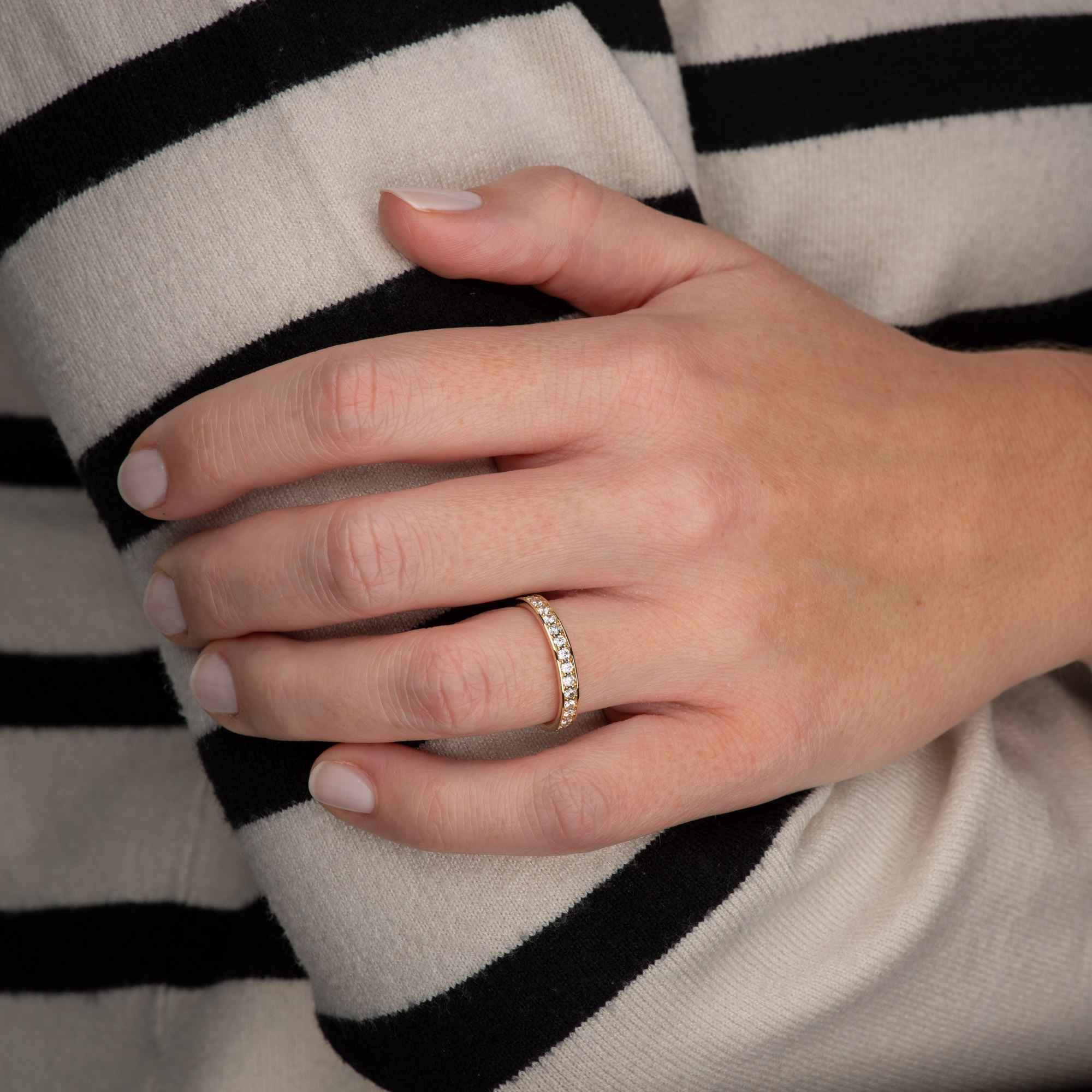 Orolino Fingerring »333/- Gelbgold glanz synth. Zirkonia«
