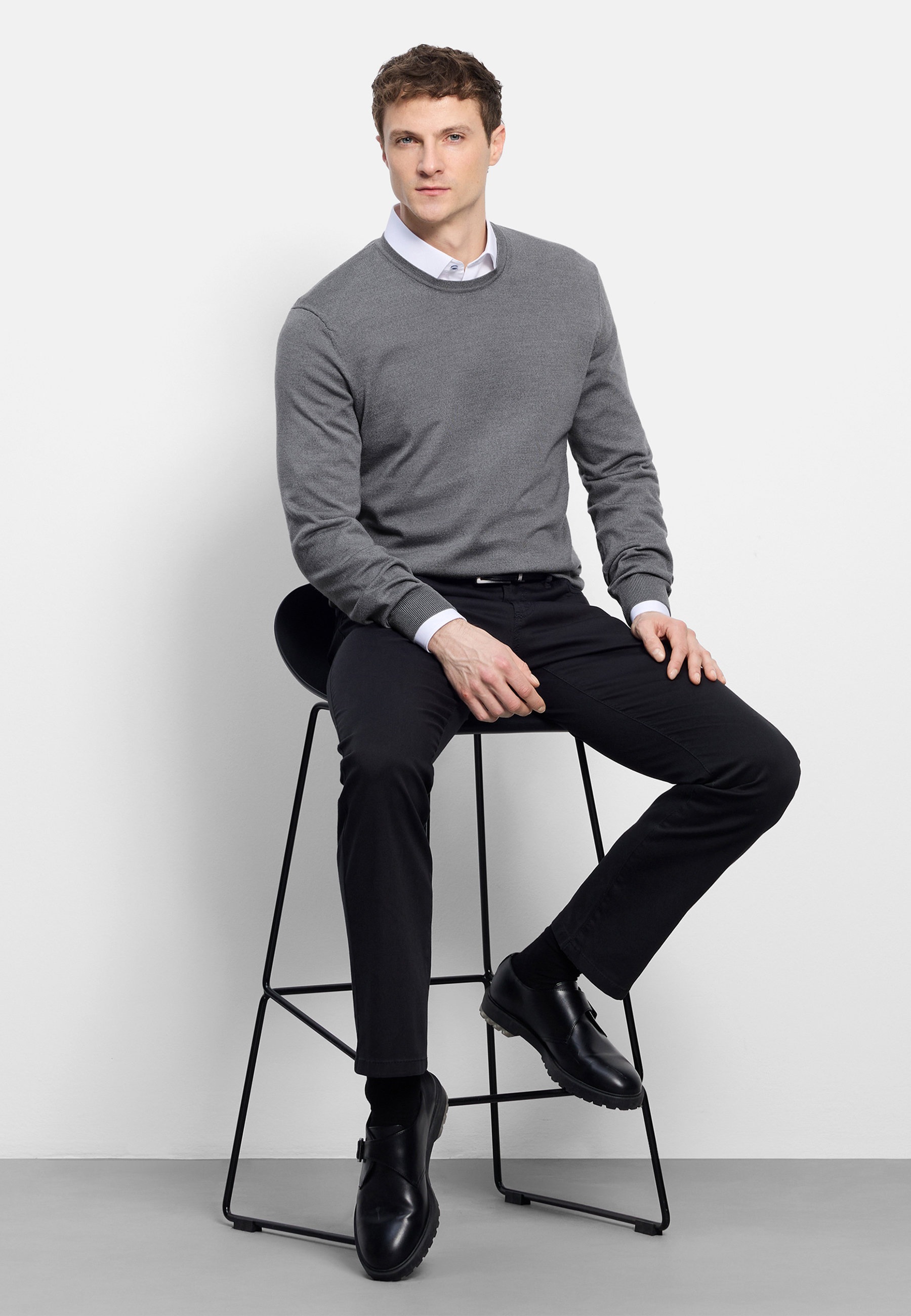 Rundhalspullover OLYMP "OLYMP Strick Casual", Herren, Gr. XXL, grau (silbergrau), Obermaterial: 100% Schurwolle, normal, Rundhals, Pullover Rundhalspullover, moderner Strickpullover 2