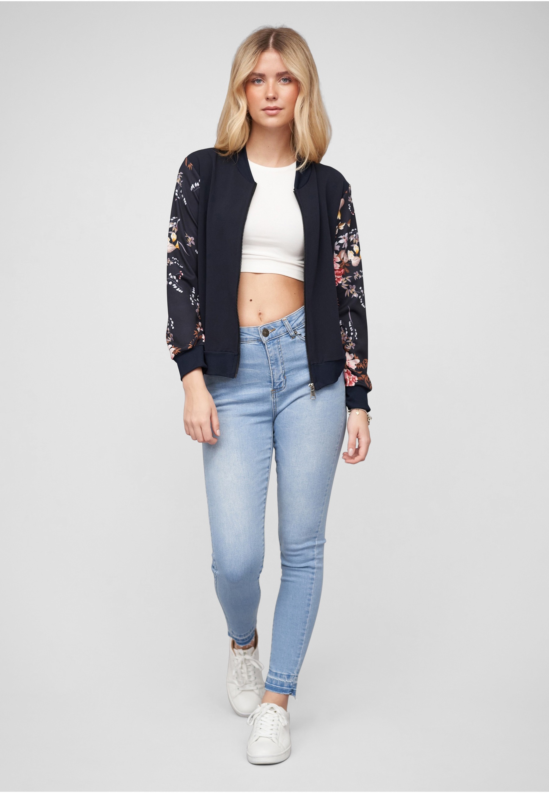 CLOUD 5IVE Bomberjacke »CLOUD 5IVE Blouson with Flower Print Sleeves« 1 Stk. tlg. ohne Kapuze