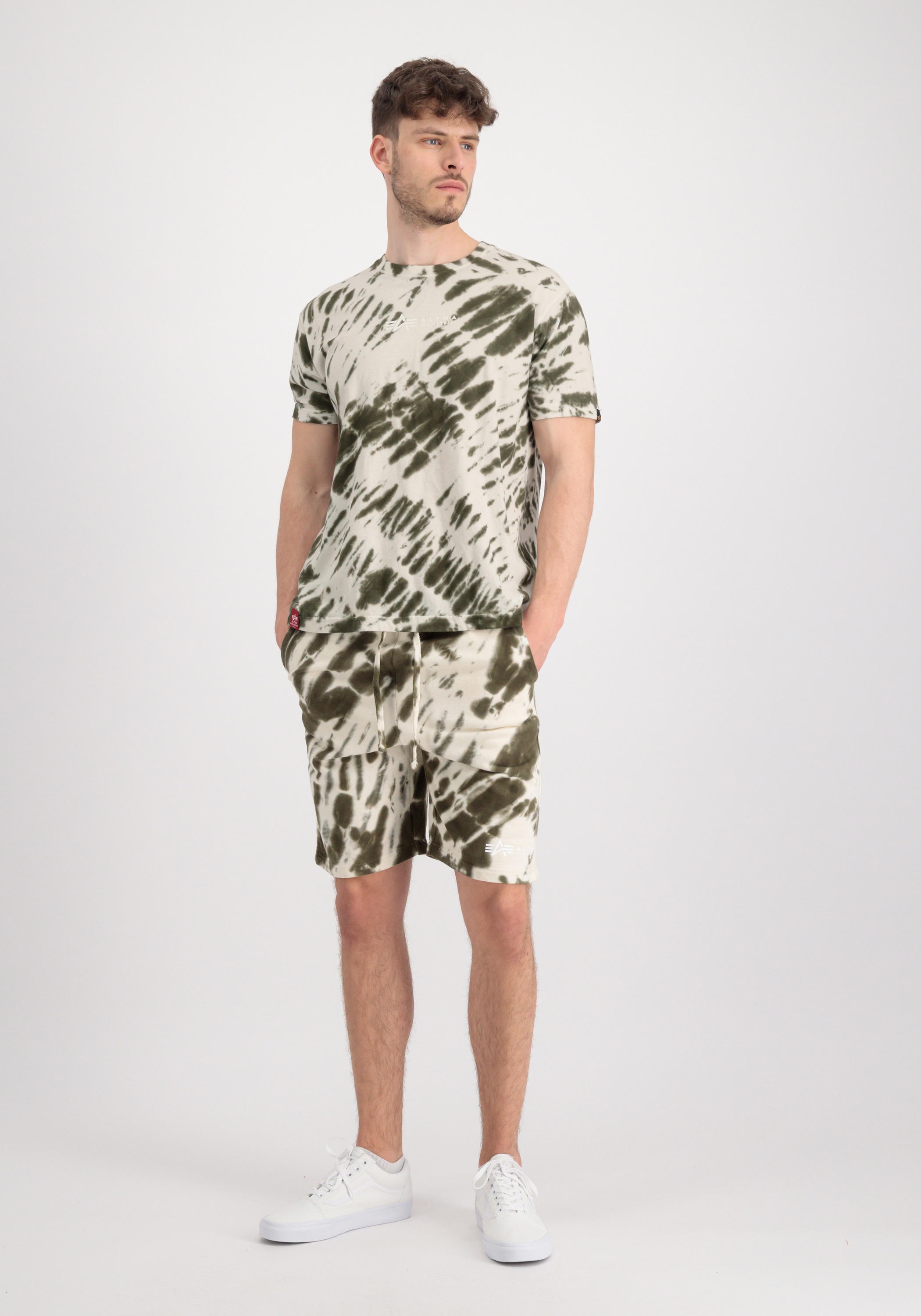 Thumbnail - Alpha Industries Sweatshorts "Tie Dye Shorts"