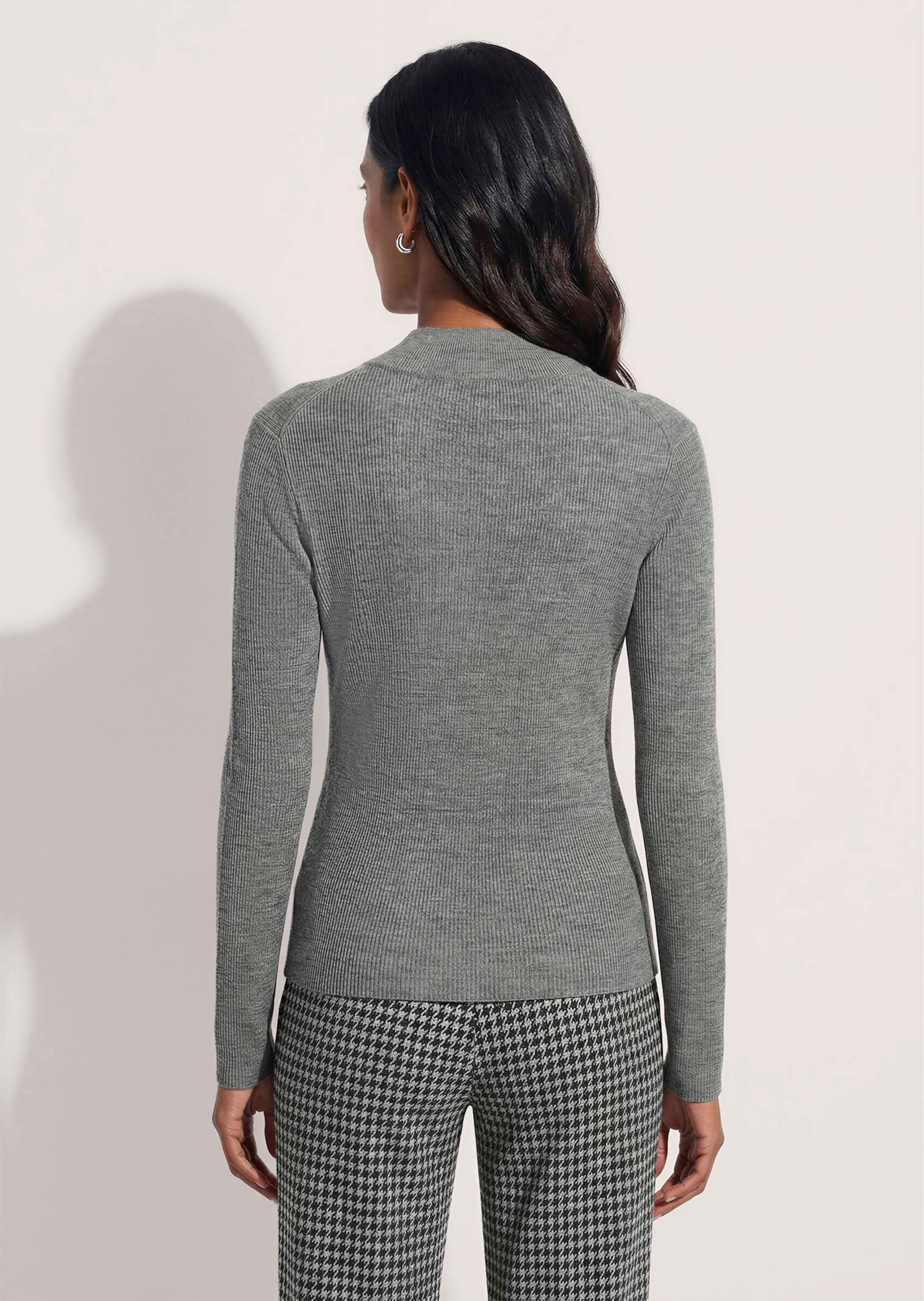 MADELEINE Longpullover »Pullover Troyer mit Stehkragen und Zipper«