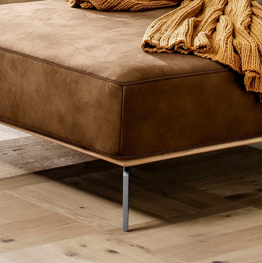 W.SCHILLIG Ecksofa »run, Designsofa mit tollem Sitzkomfort, L-Form«, mit elegantem Holzsockel, Füße in Chrom glänzend, Breite 279 cm