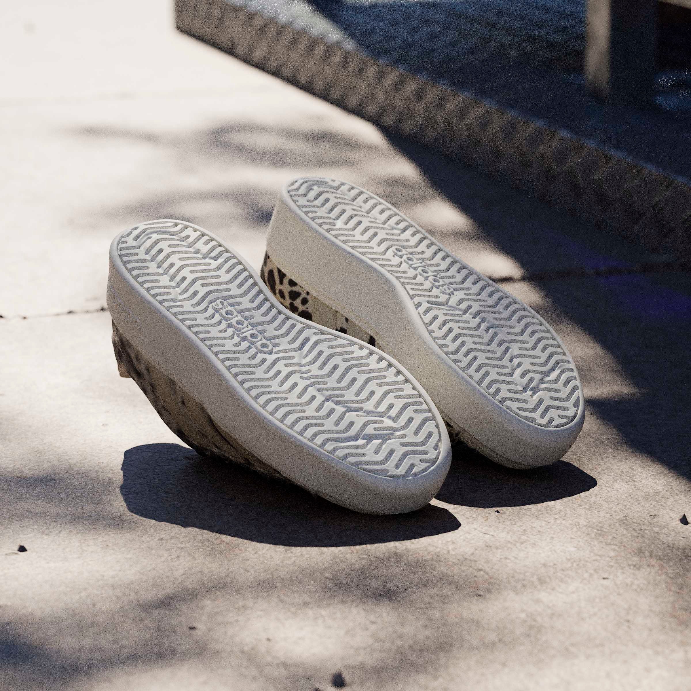 adidas Sportswear Plateausneaker »STREETTALK BOLD«  inspiriert vom Design des adidas Superstar,mit Leo Muster