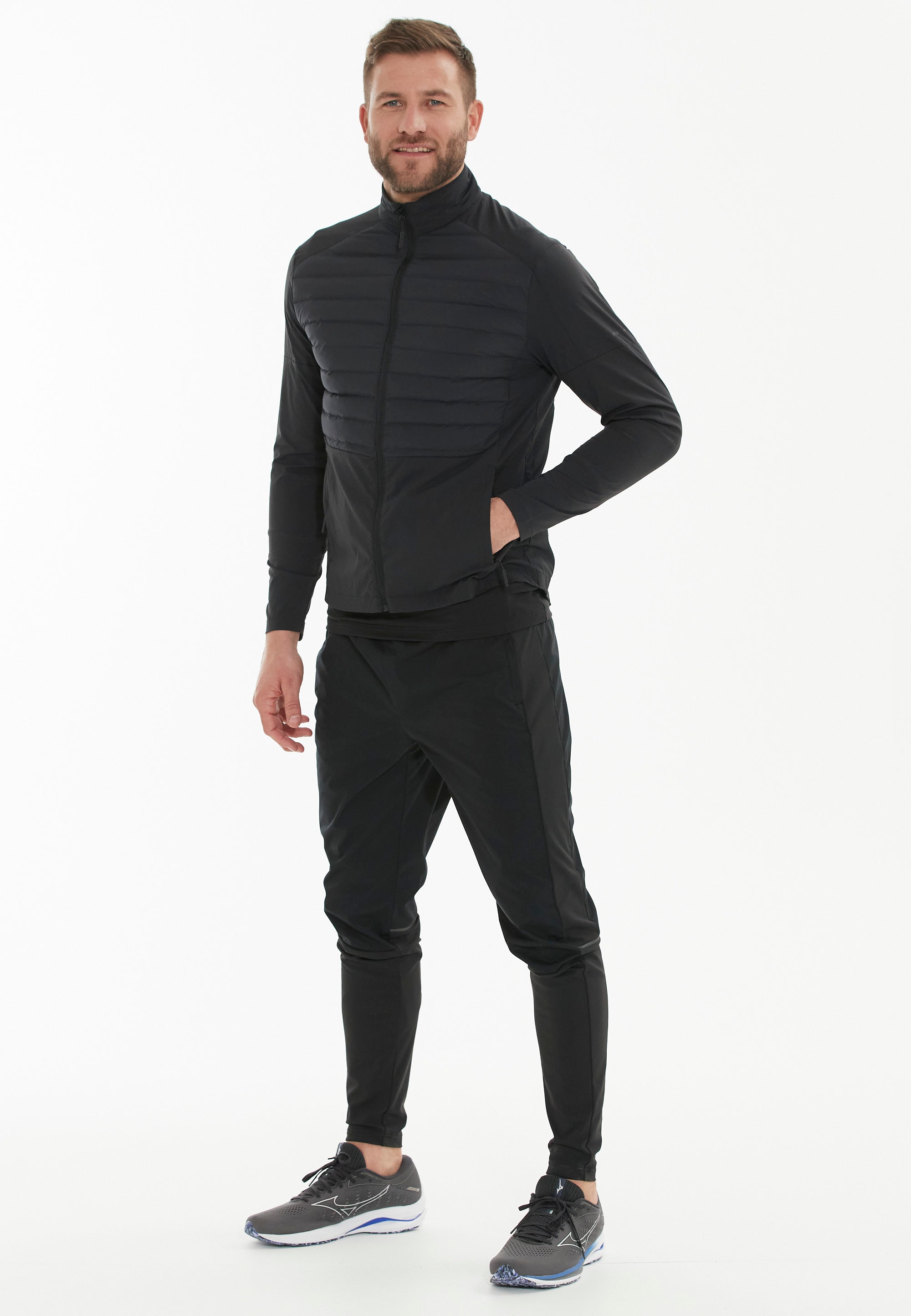ENDURANCE Laufjacke »Benst«, aus winddichtem Material