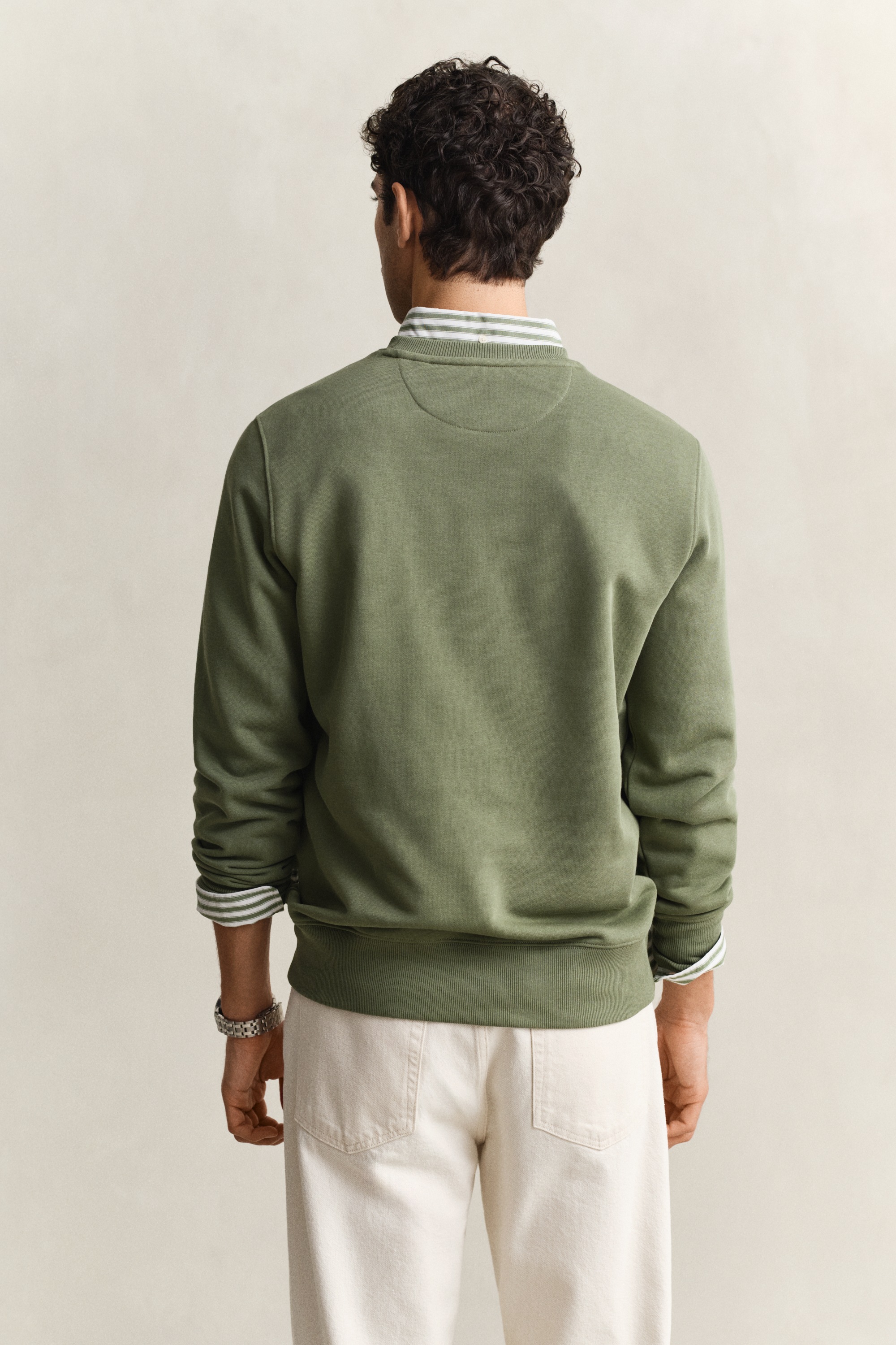 Gant Sweatshirt "REG SHIELD C-NECK SWEAT", mit Logostickerei auf der Brust günstig online kaufen