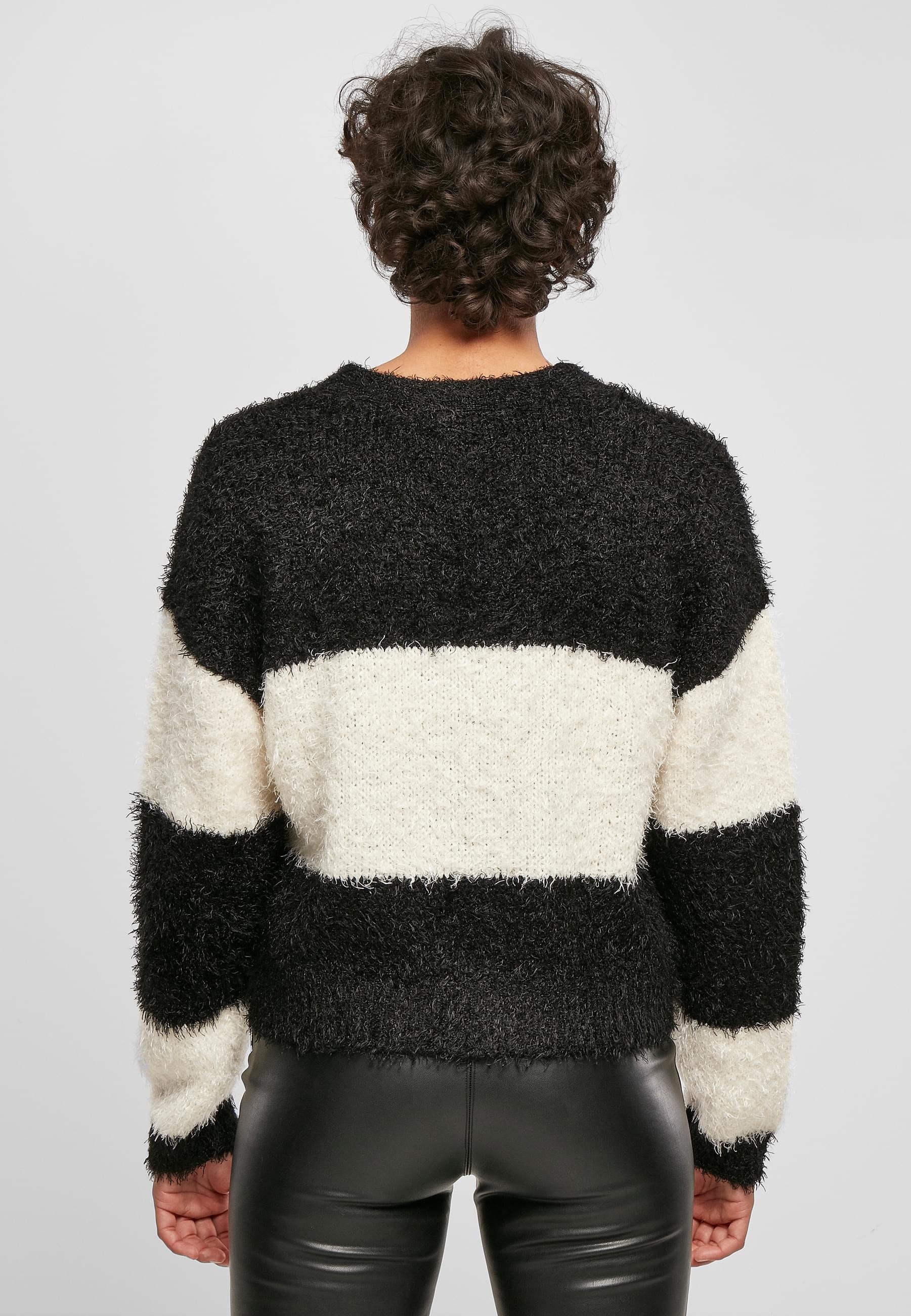 URBAN CLASSICS Strickjacke »Urban Classics Damen Ladies Short Oversized Feather Cardigan«