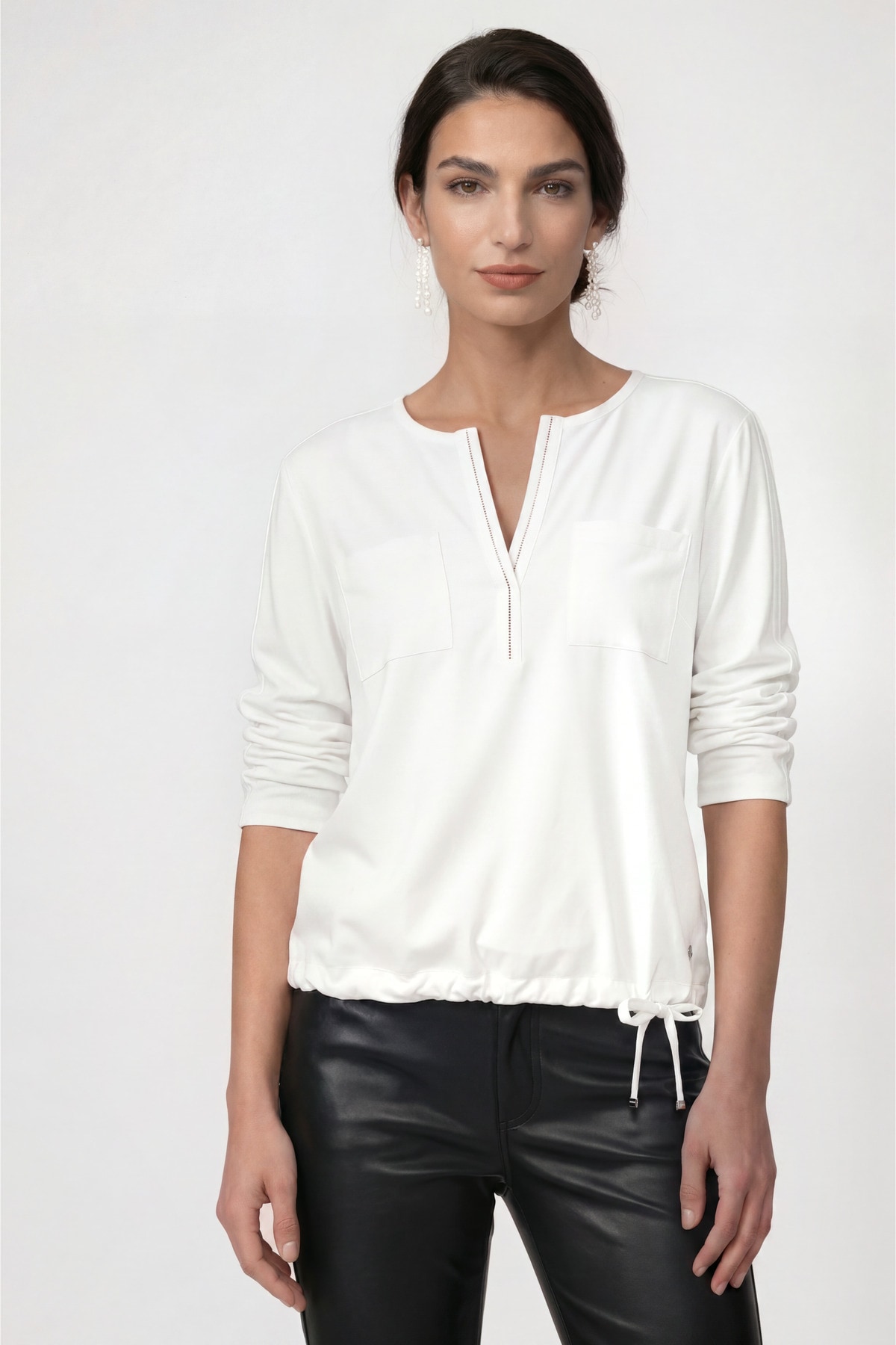 Monari Schlupfbluse »Schluse Basic Schmuck« Regular fit mit V-Ausschnitt