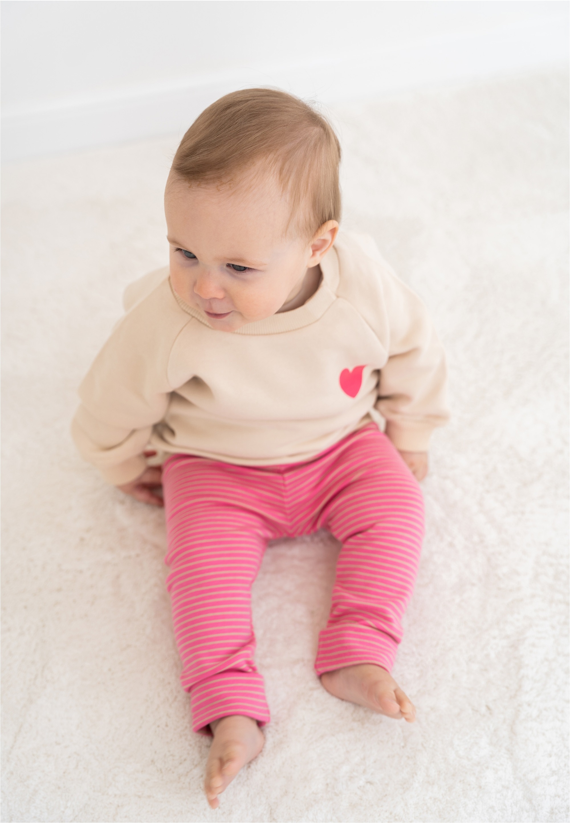 Liliput Sweatanzug »Herz«, mit elastischen Bündchen