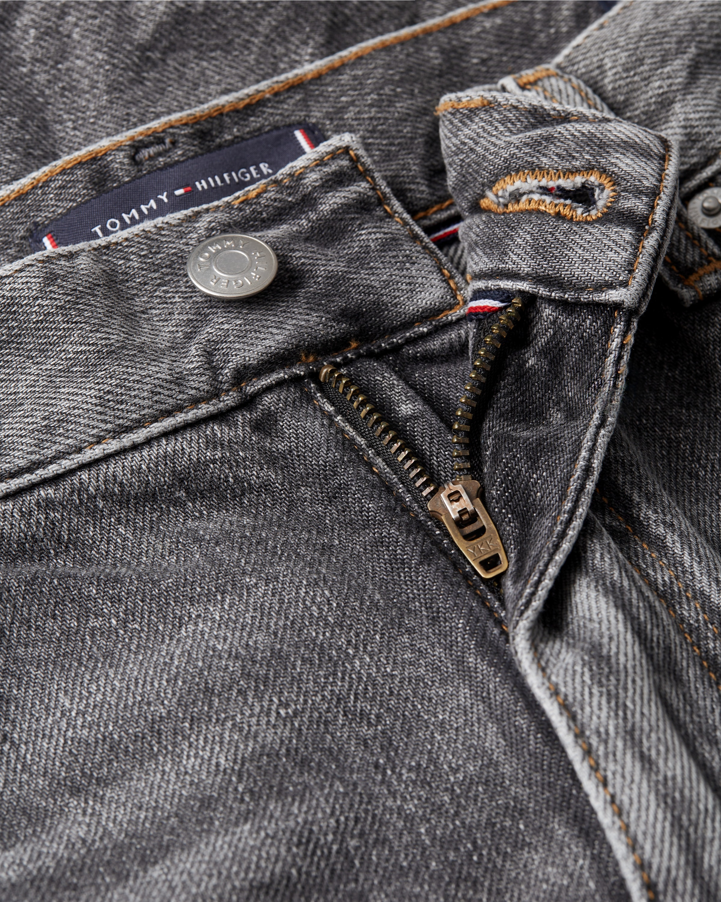 Tommy Hilfiger Straight-Jeans, in blauer Waschung