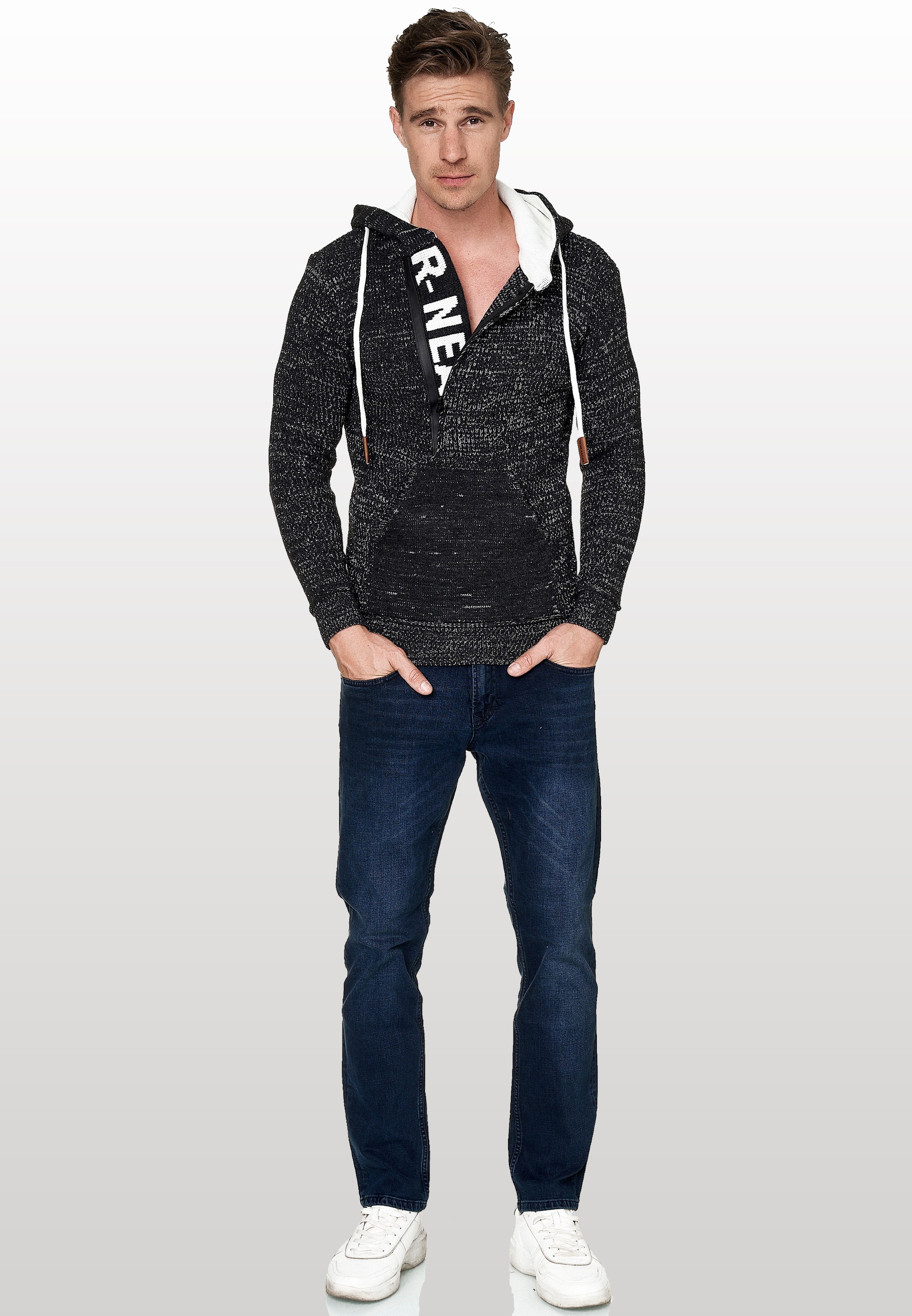 Rusty Neal Kapuzensweatshirt, mit stylischem Ausschnitt