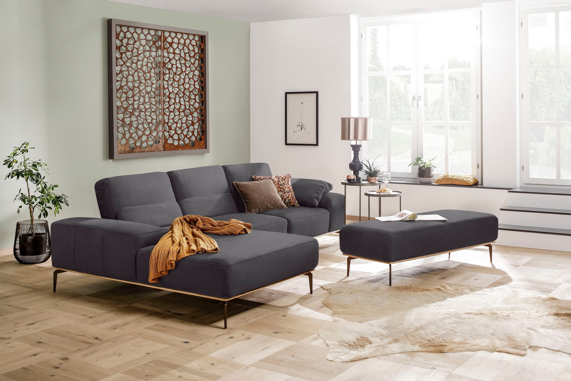 W.SCHILLIG Ecksofa »run, Designsofa mit tollem Sitzkomfort, L-Form«, mit Holzsockel, Füße in Bronze pulverbeschichtet, Breite 299 cm