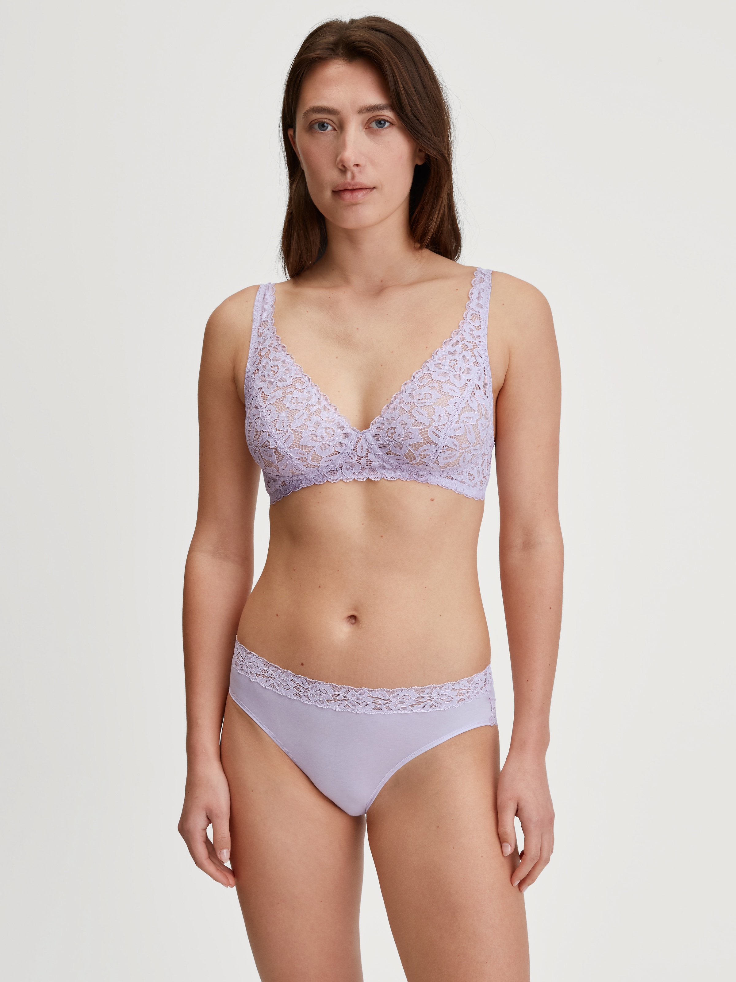 CALIDA Slip »Natural Comfort Lace«, mit Spitze am Bund und Beinausschnitt