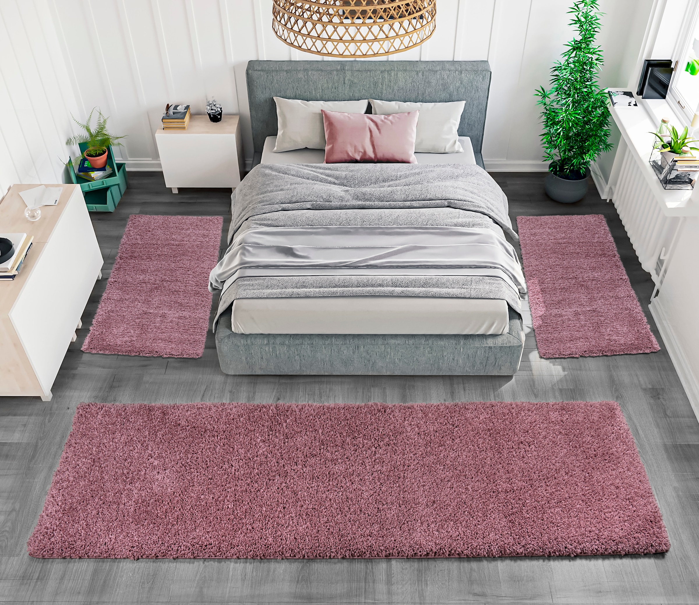 Bruno Banani Bettumrandung »Shaggy Soft«, (3 tlg.), gewebt, Uni-Farben, besonders weich, Bettvorleger, Läufer-Set