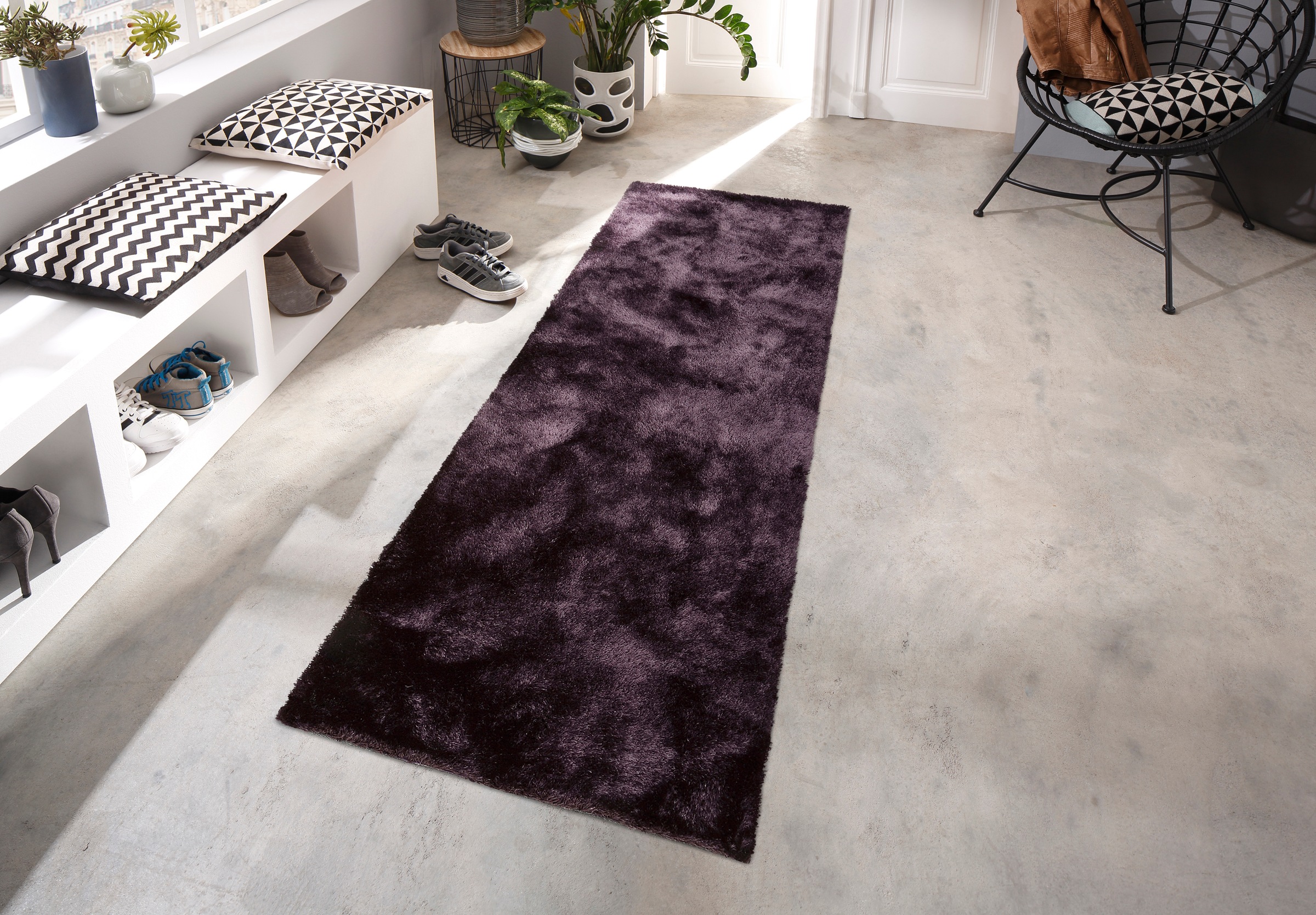 Bruno Banani Hochflor-Läufer »Dana Teppich, leichter Glanz«, rechteckig, 30 mm Höhe, Brücke, uni, weich, Mikrofaser, Diele, Flur, Wohnzimmer, Schlafzimmer