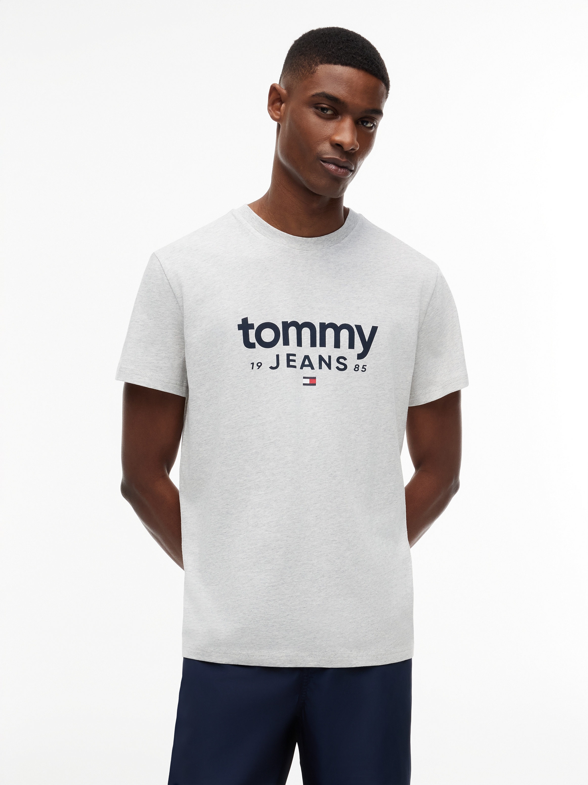 Tommy Jeans "TJM SLIM GRAPHIC"