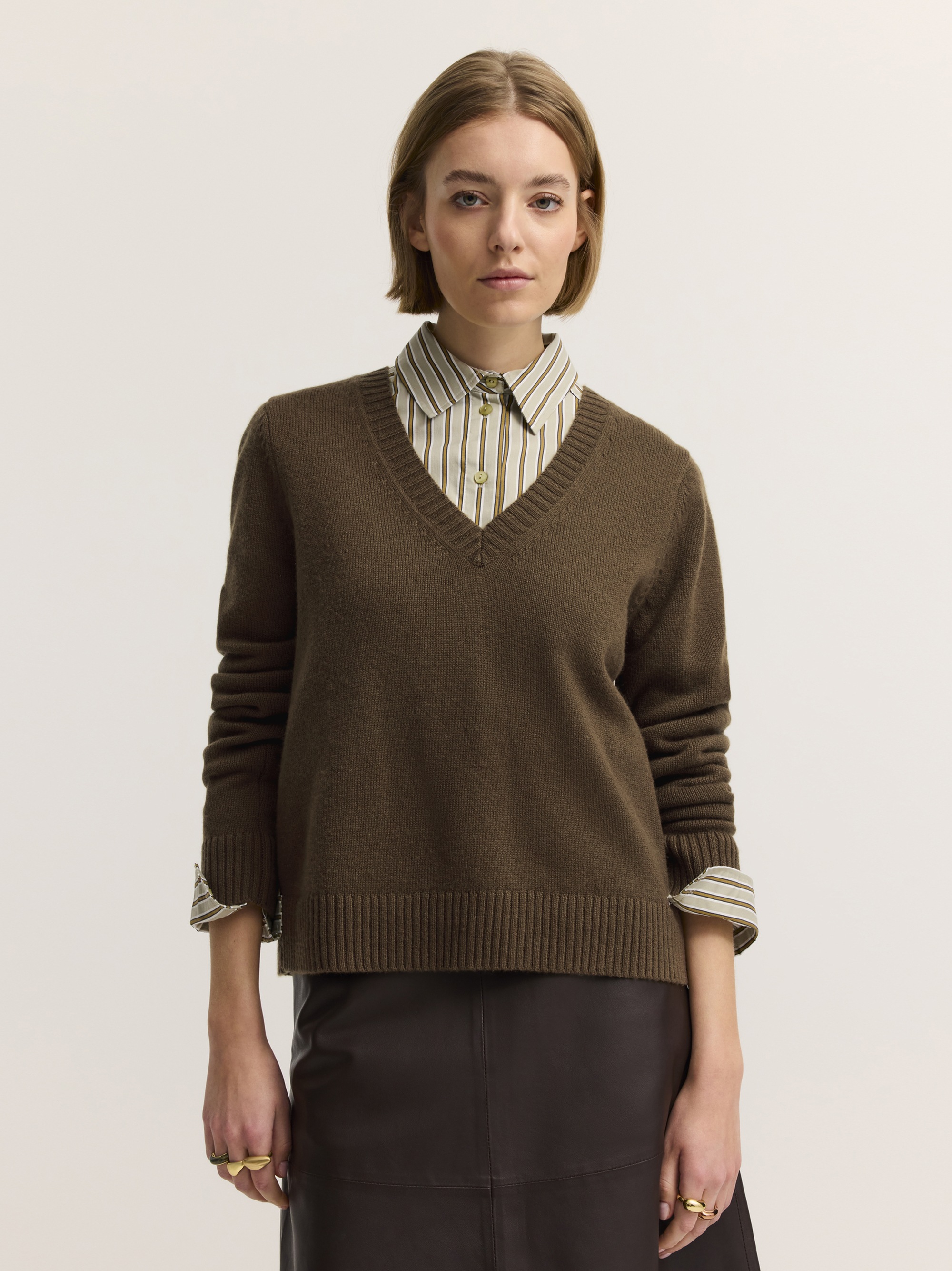 bugatti V-Ausschnitt-Pullover "Regular Fit" Kaschmir V-Ausschnitt