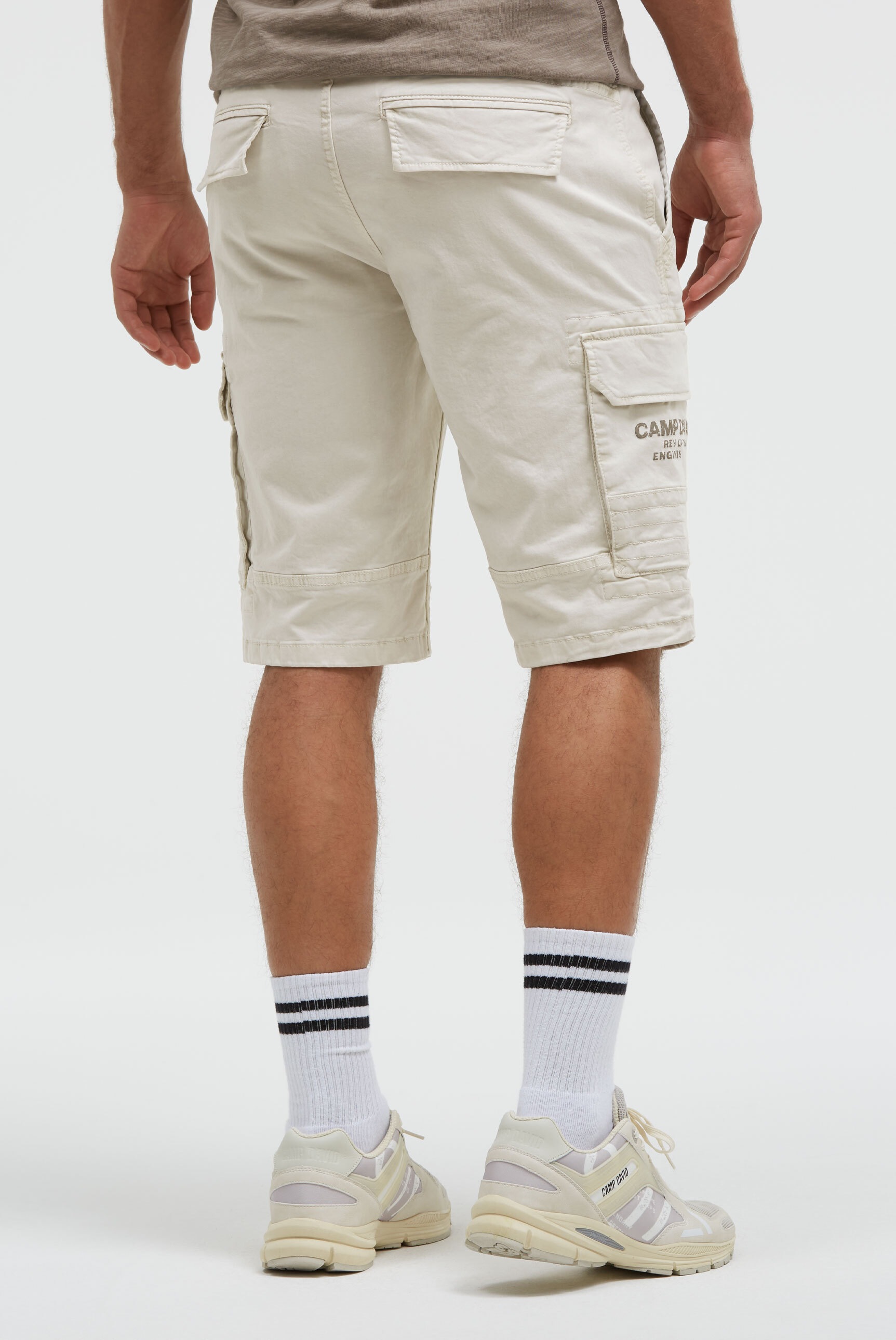 CAMP DAVID Shorts  mit Bindeband innen am Bund