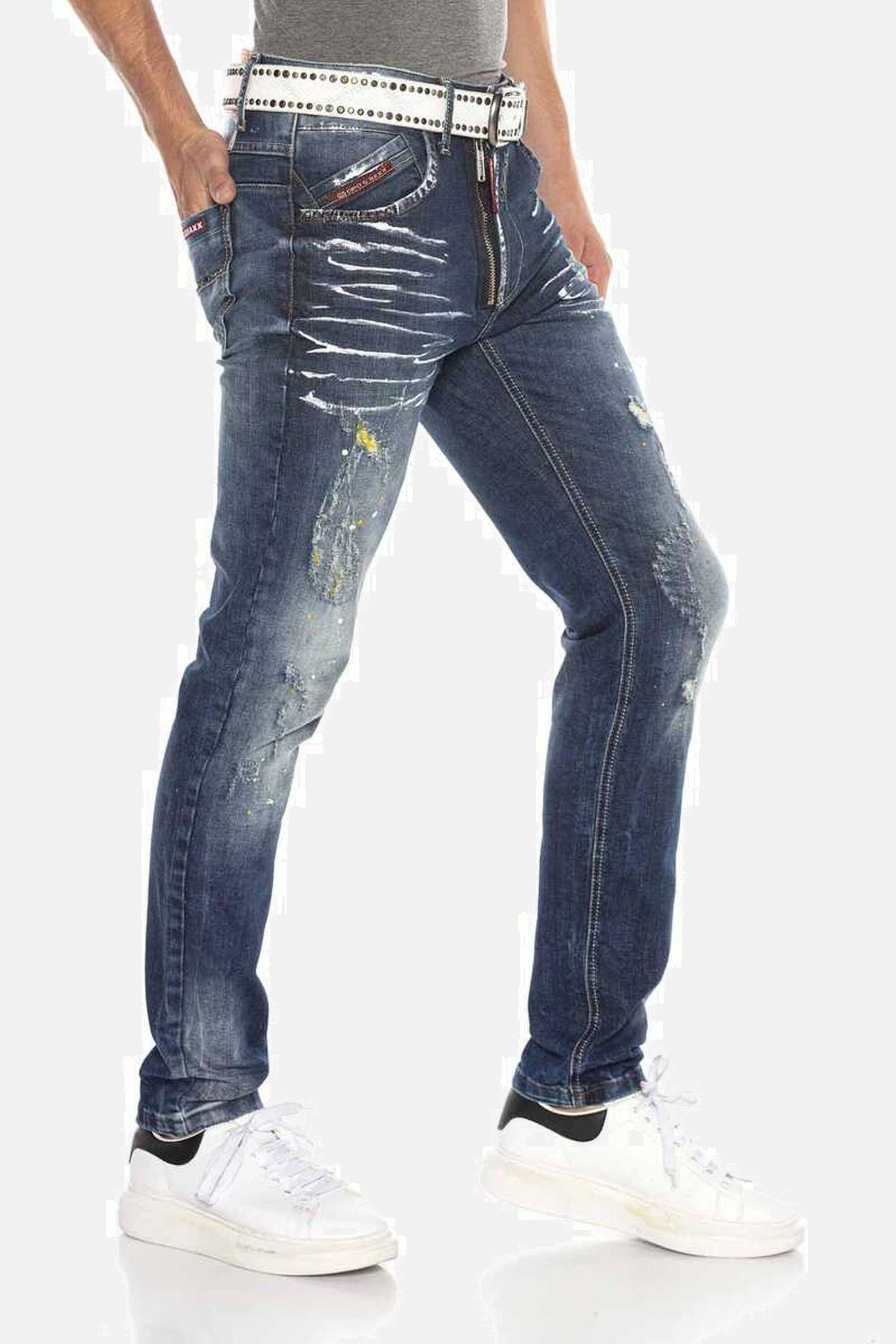 Cipo & Baxx 5-Pocket-Jeans »Jeans«, mit trendigen Used-Elementen, CD658