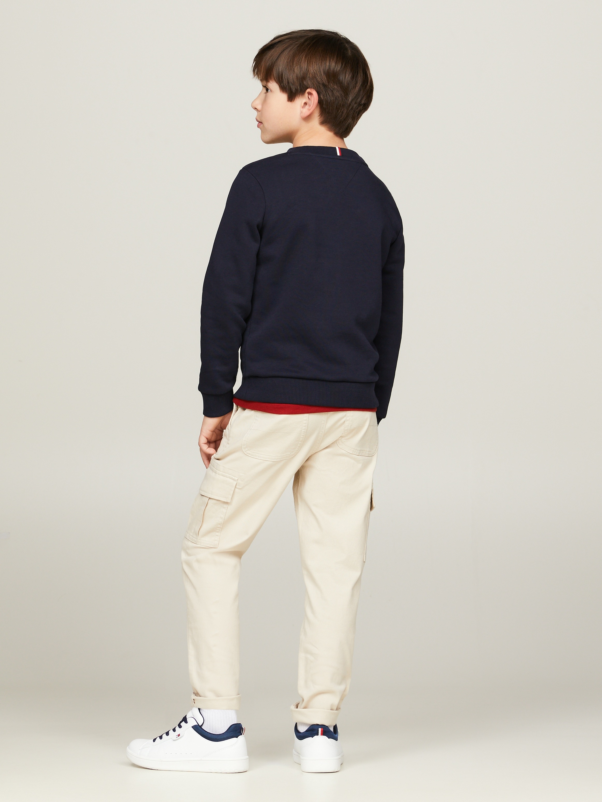 Tommy Hilfiger Sweatshirt »MONOTYPE FLOCK REG SWEATSHIRT«, mit Frontprint; Rundhals, Langarm