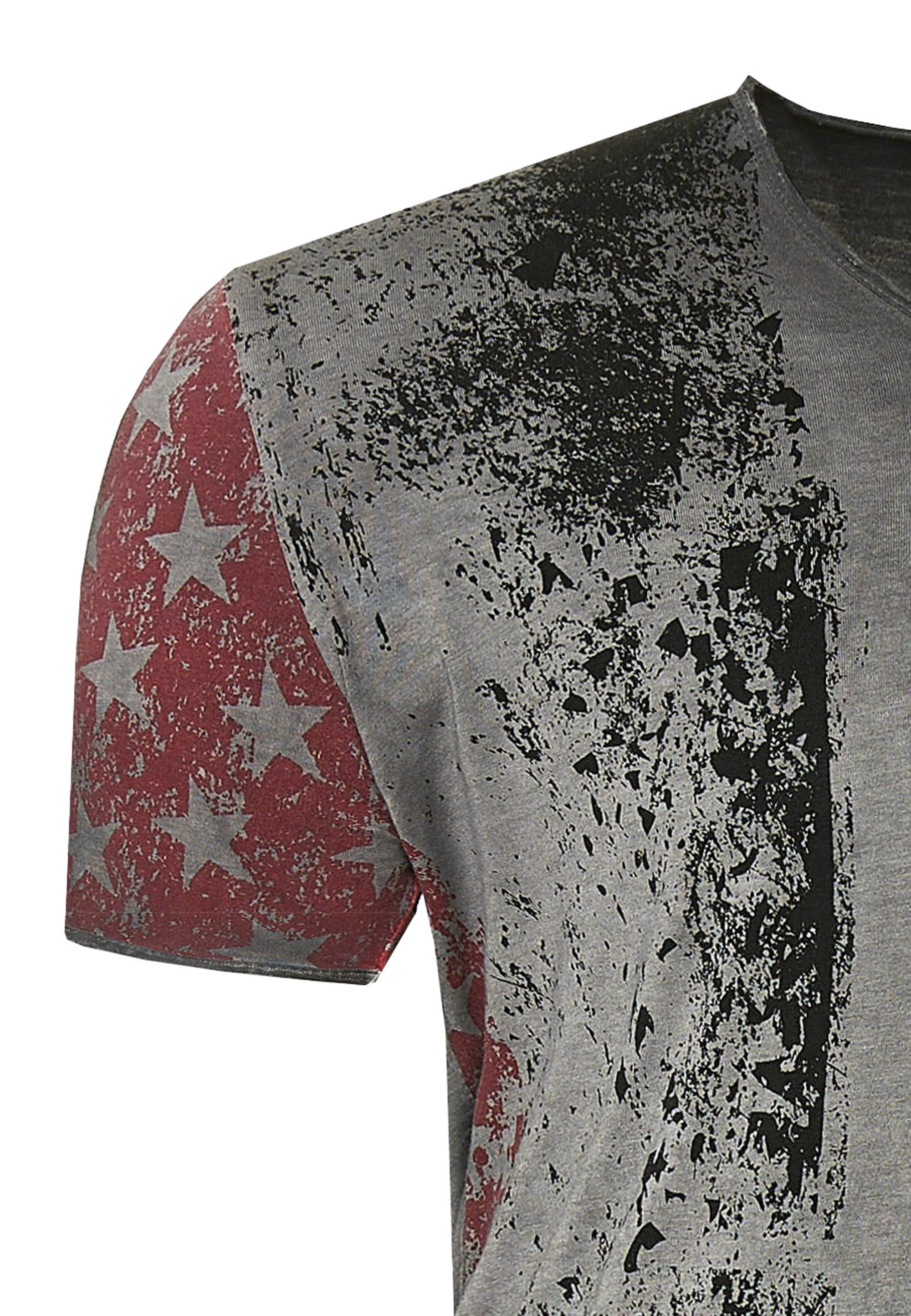 Rusty Neal T-Shirt, mit V-Neck