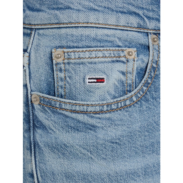 kaufen Straight-Jeans, mit und | für Tommy BAUR Logostickerei Logobadge Jeans