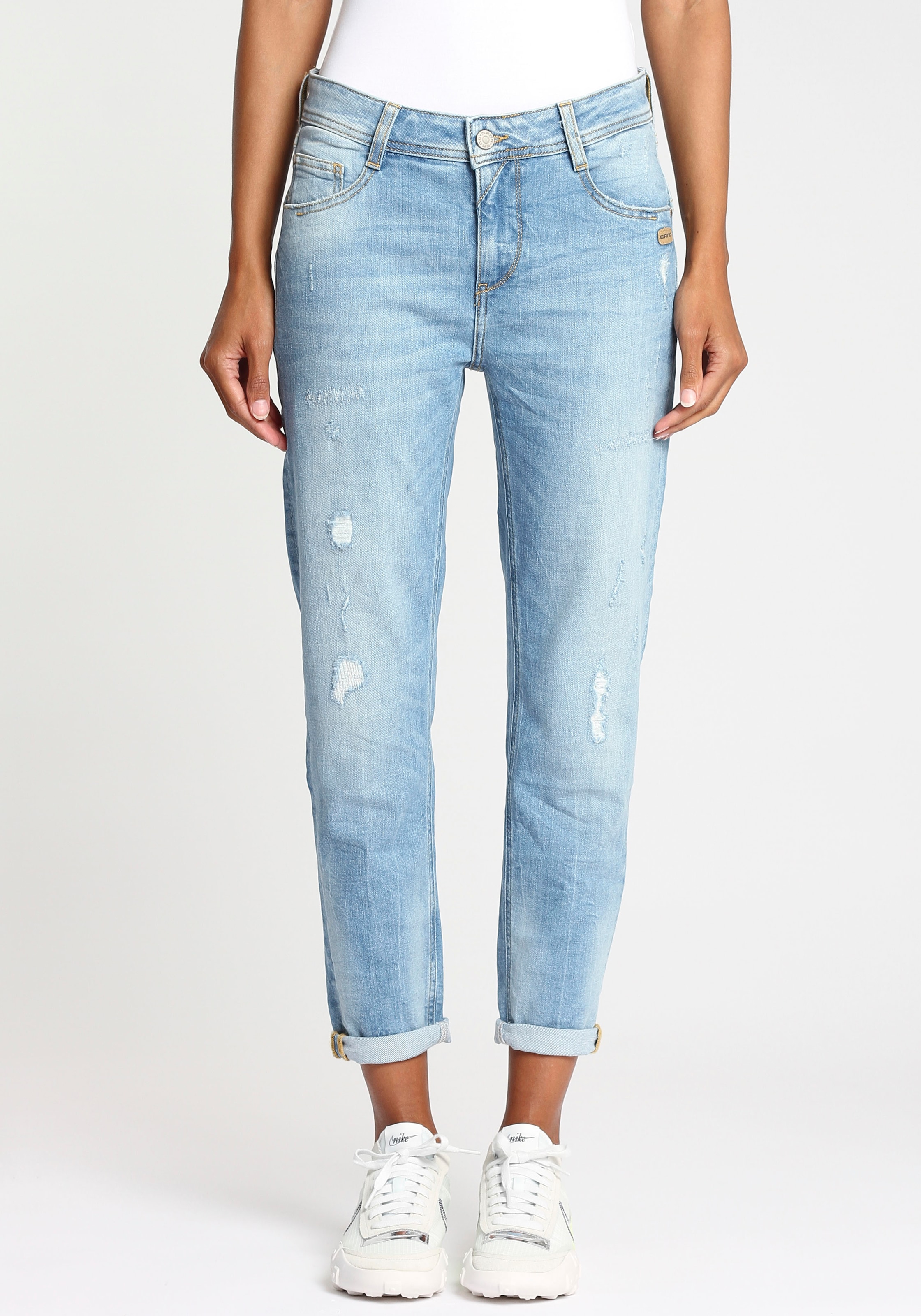 GANG Relax-fit-Jeans »94AMELIE CROPPED«, mit verkürzter Beinlänge und  ausgefranster Kante am Saumabschluss für bestellen | BAUR