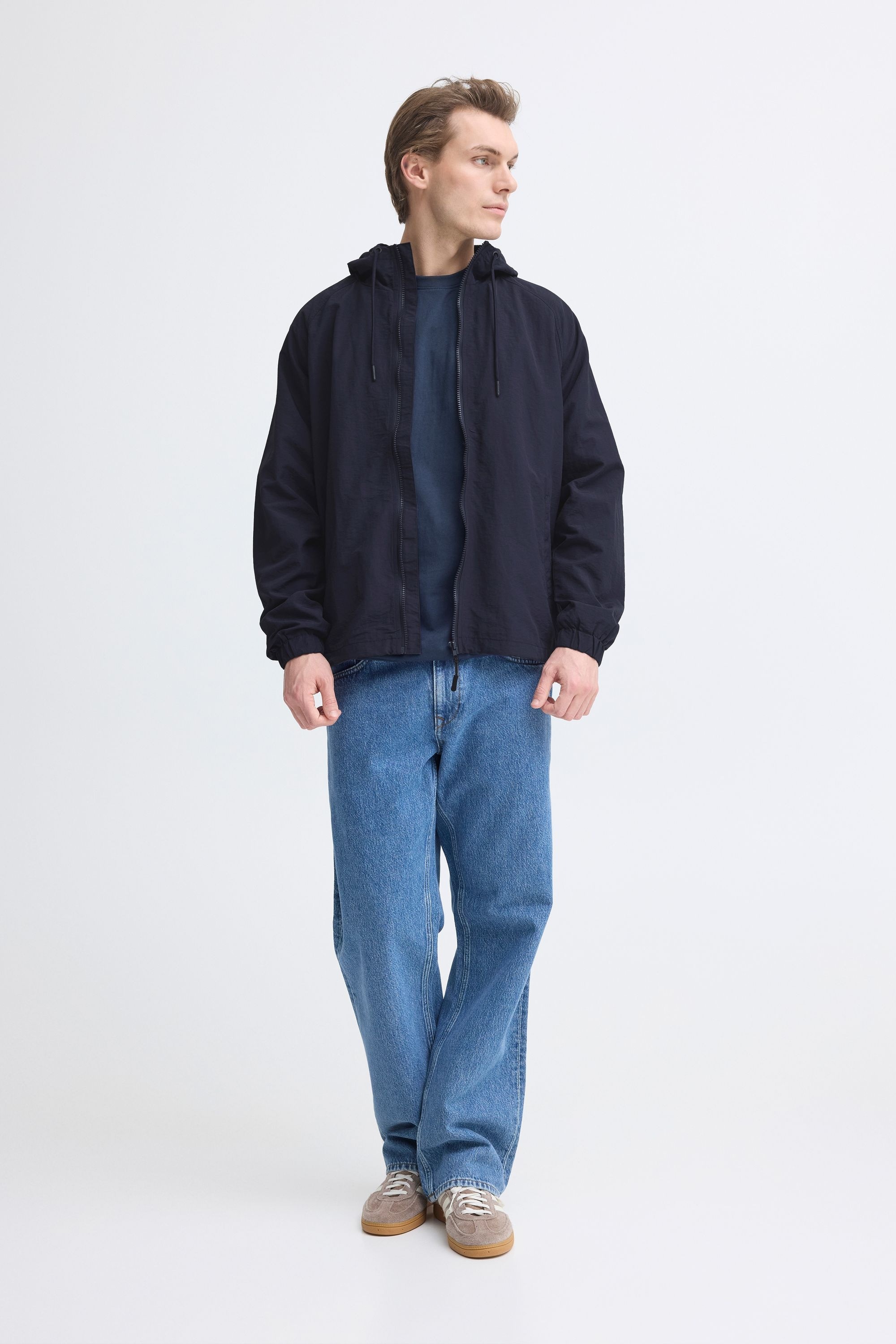 Thumbnail - Blend Windbreaker "BHFrinch" mit Kapuze Modische Übergangsajcke