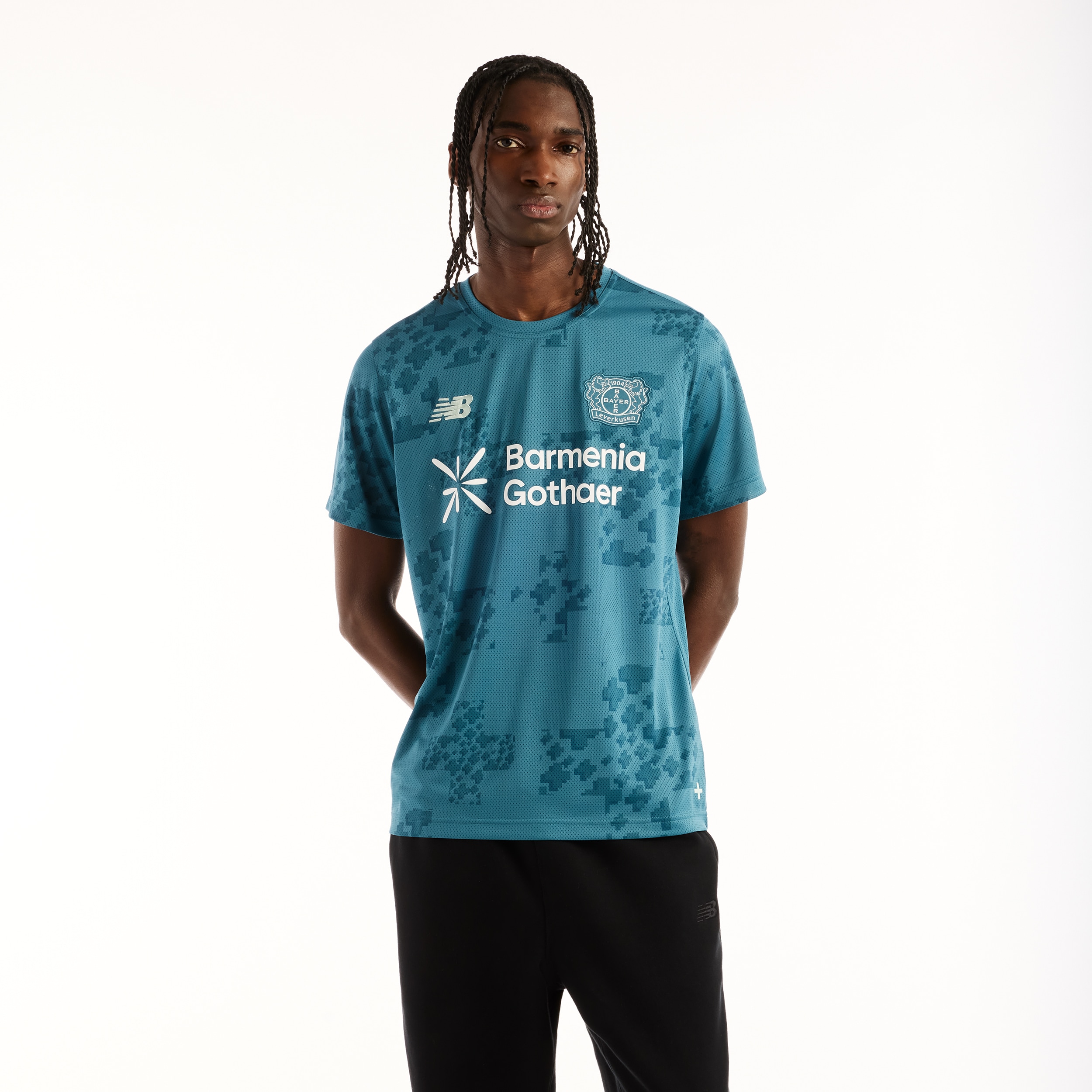 New Balance T-Shirt "Bayer 04 26/27 Match Jersey" mit Rundhalsausschnitt, Kurzarm-Ausführung, sportlicher Stil