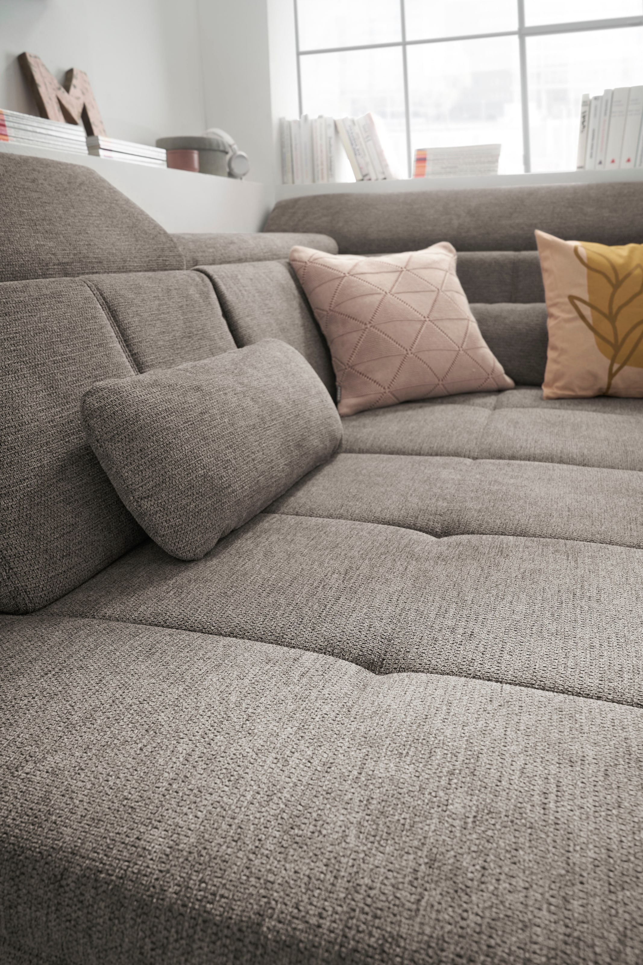 set one by Musterring Ecksofa »SO 3400 Sitzhöhe 47cm oder 49cm, Sitztiefe verstellbar, B/T 317/220 cm«, Kaltschaumpolsterung, Flachgewebe, whlw. mit Funktionen, Sitzhöhe 47