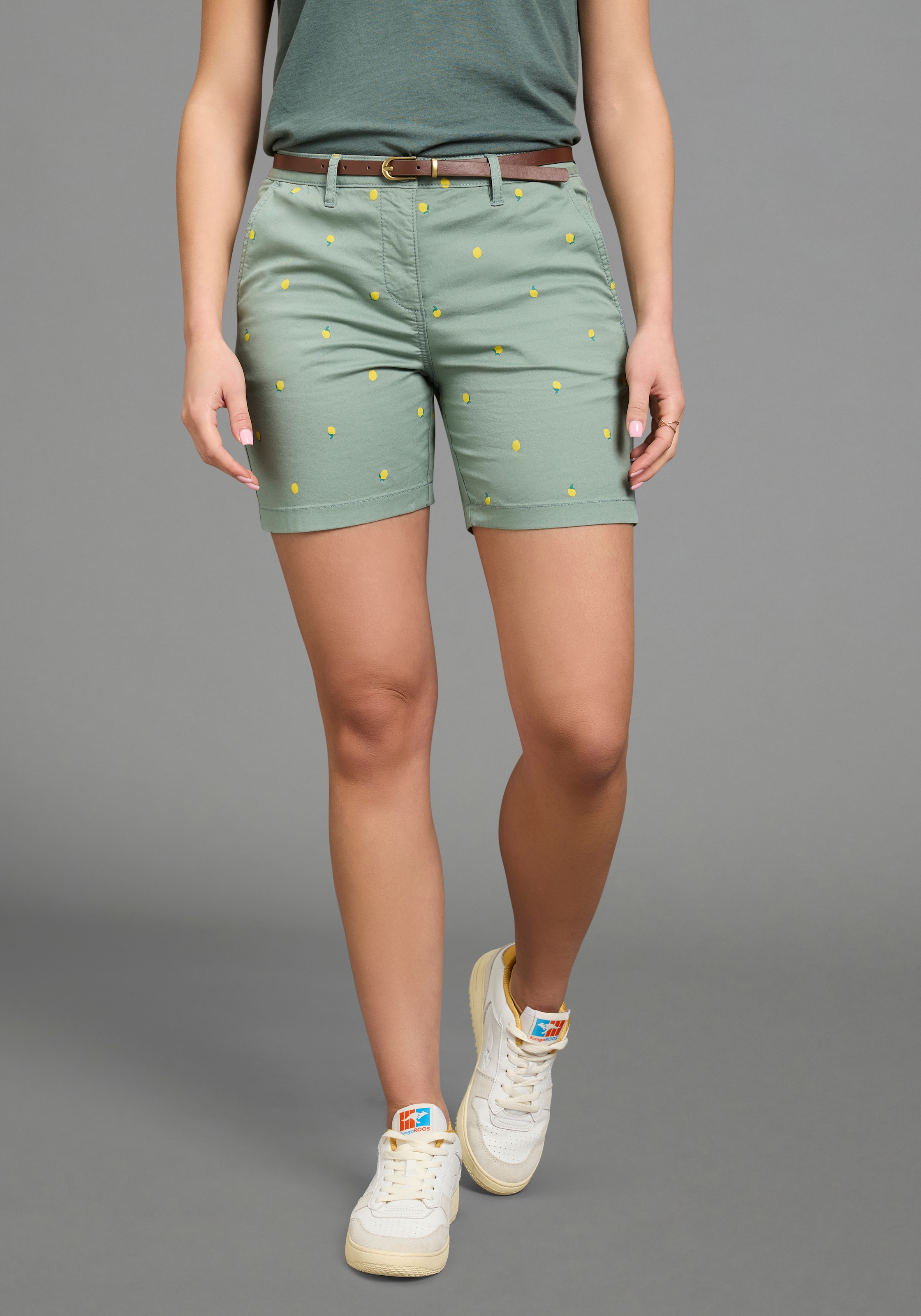 KangaROOS Chinoshorts mit Zitronen, kurze Hose mit geradem Bein, inklusive Gürtel