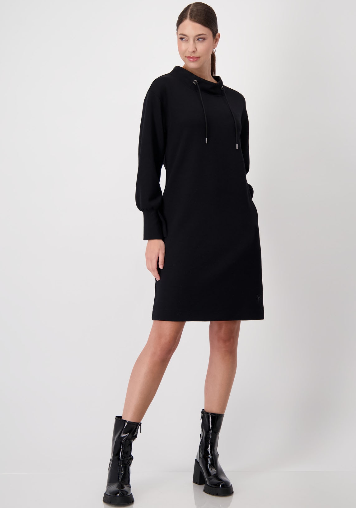 Monari Sweatkleid, mit Stehkragen und Kordelzug günstig online kaufen
