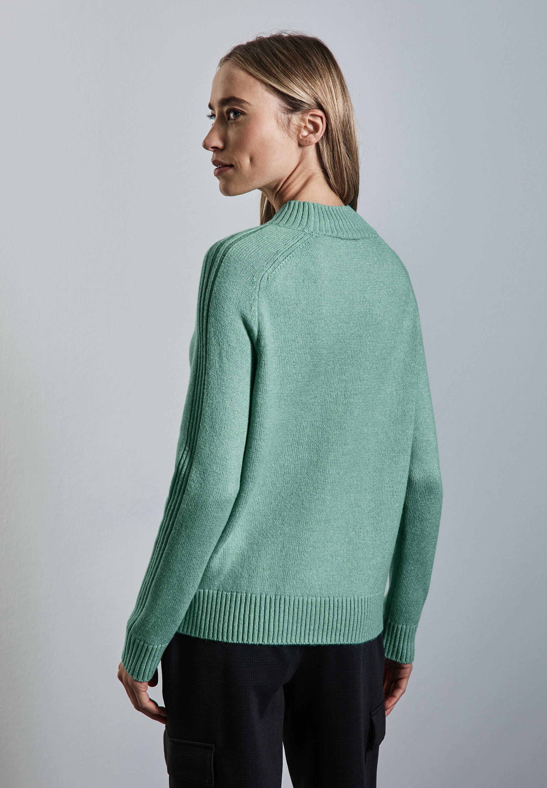 STREET ONE Strickpullover, im angenehmen Materialmix