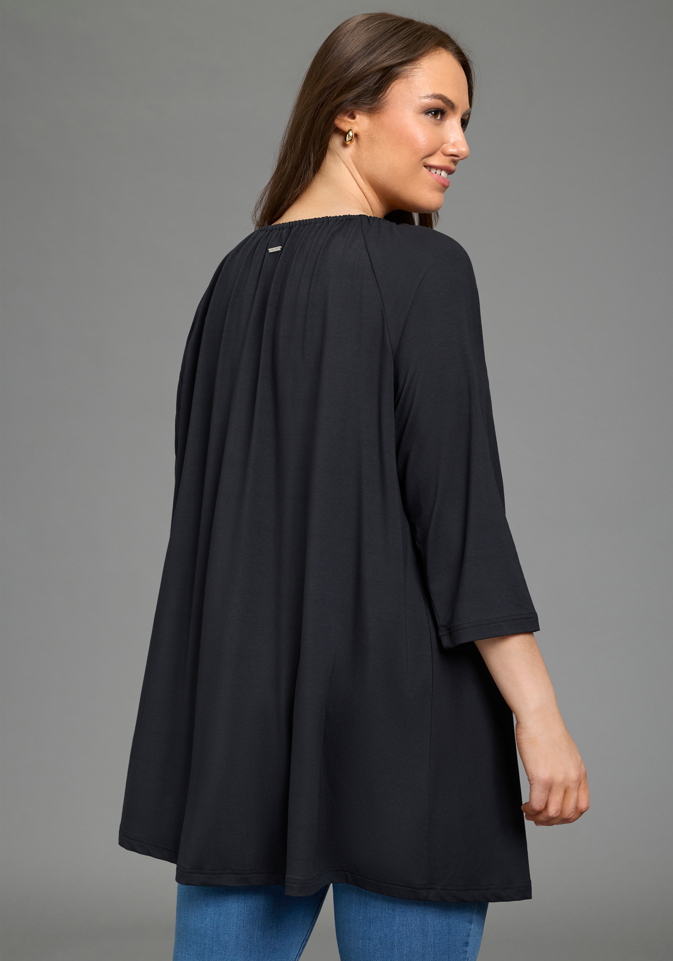 Laura Scott CURVE Longshirt im A-Shape mit krempelbaren Ärmeln