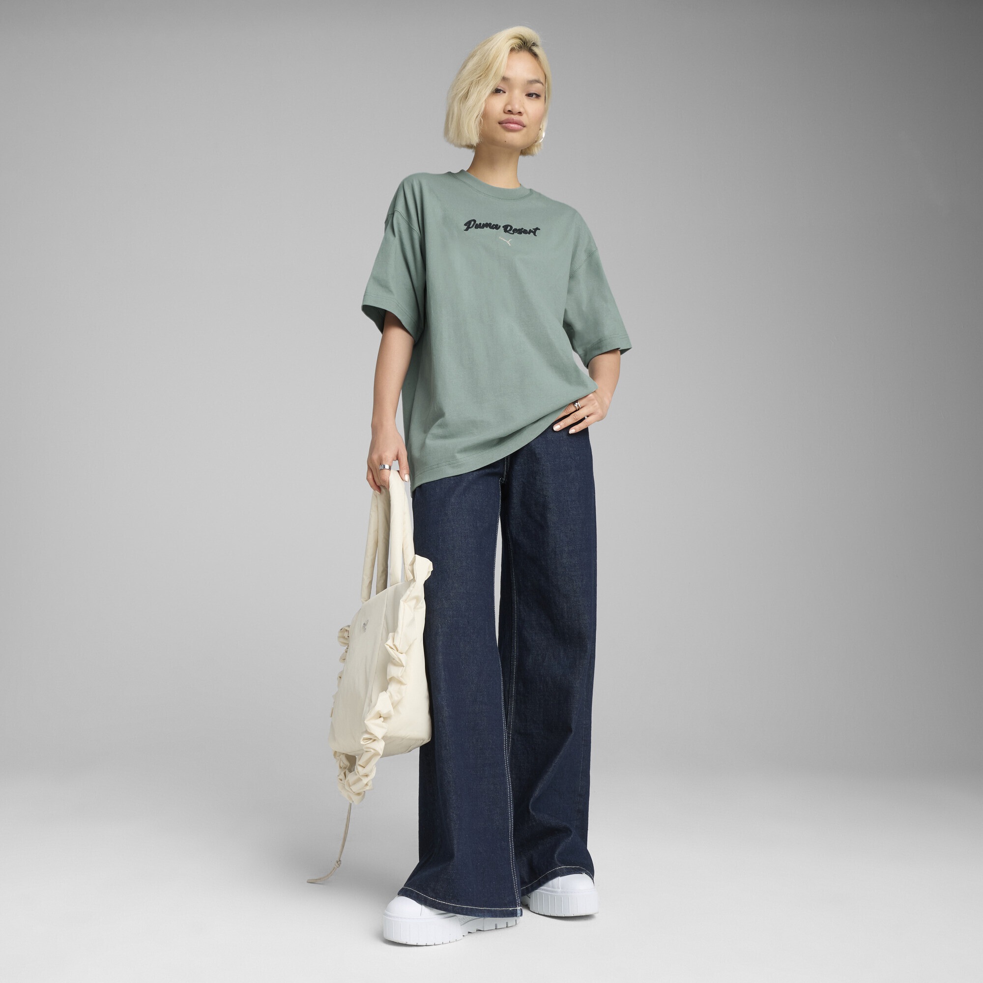 PUMA T-Shirt »PREMIUM ESS Oversized Graphic T-Shirt Erwachsene«