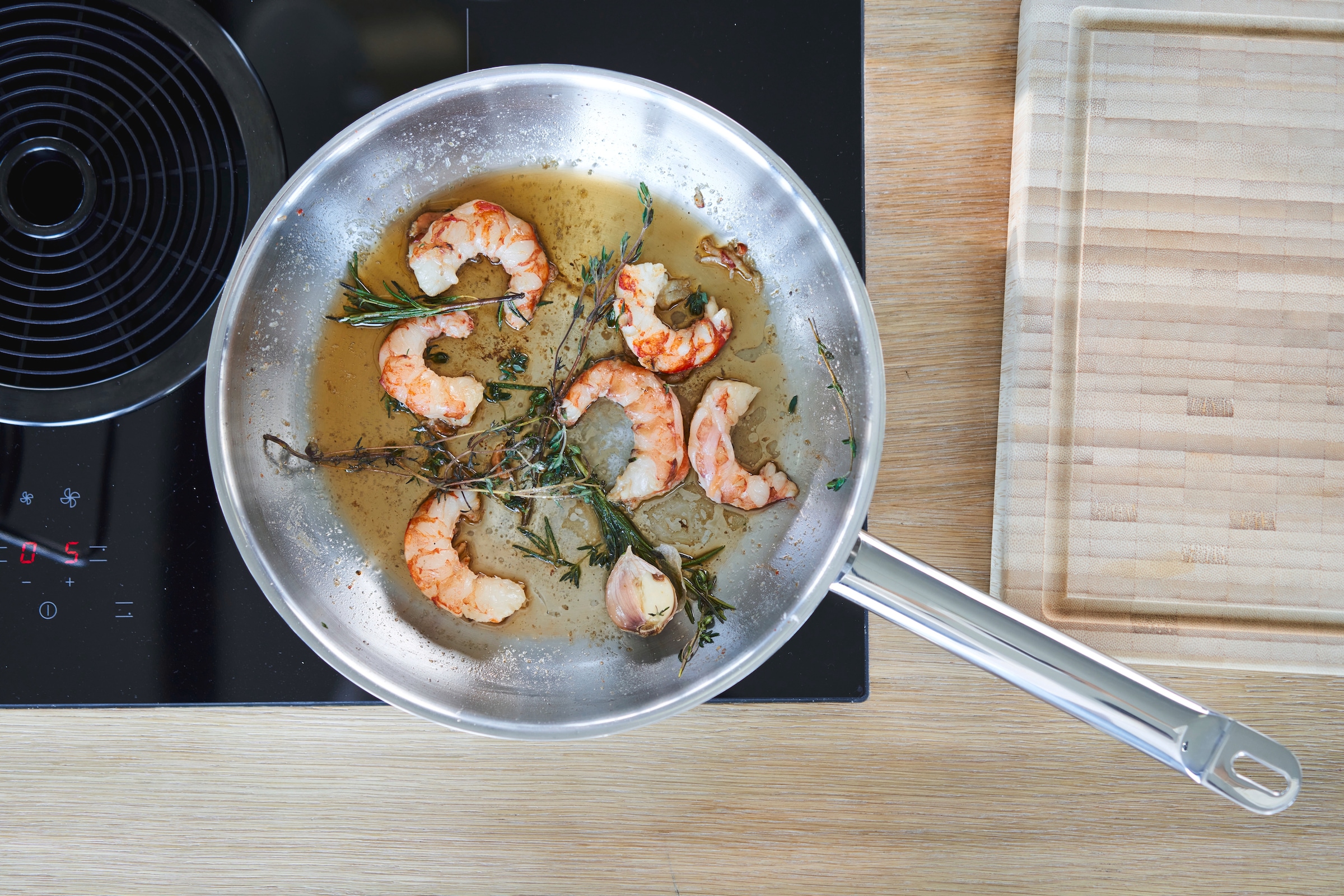 Zwilling Bratpfanne »Pro« Edelstahl 18/10 1 Stk. tlg. 18/10 Edelstahl, Sigma Clad Boden, breiter Schüttrand