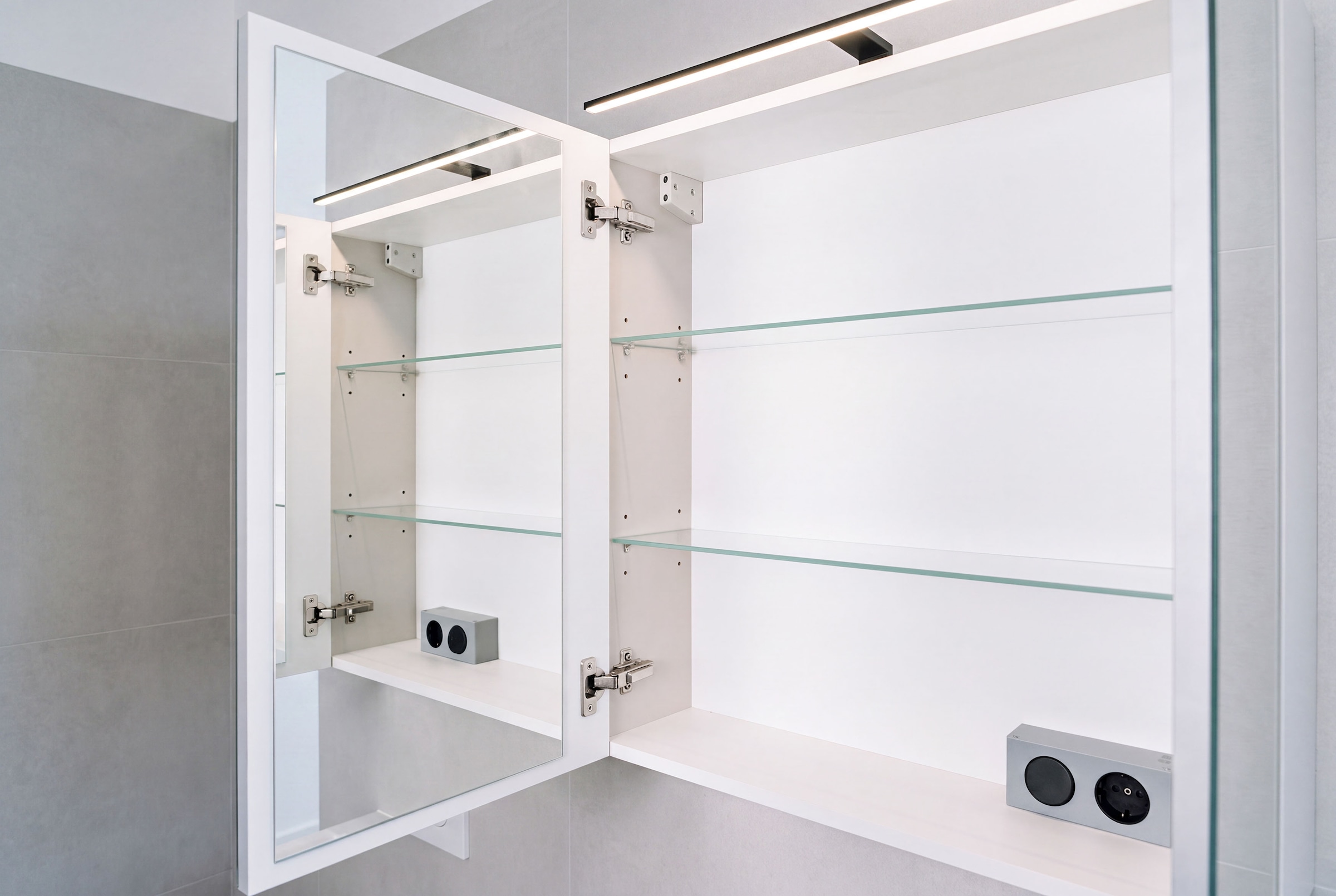 OPTIFIT Spiegelschrank »Riff« Breite 65 cm, schnelle Montage mit OPTIsnap