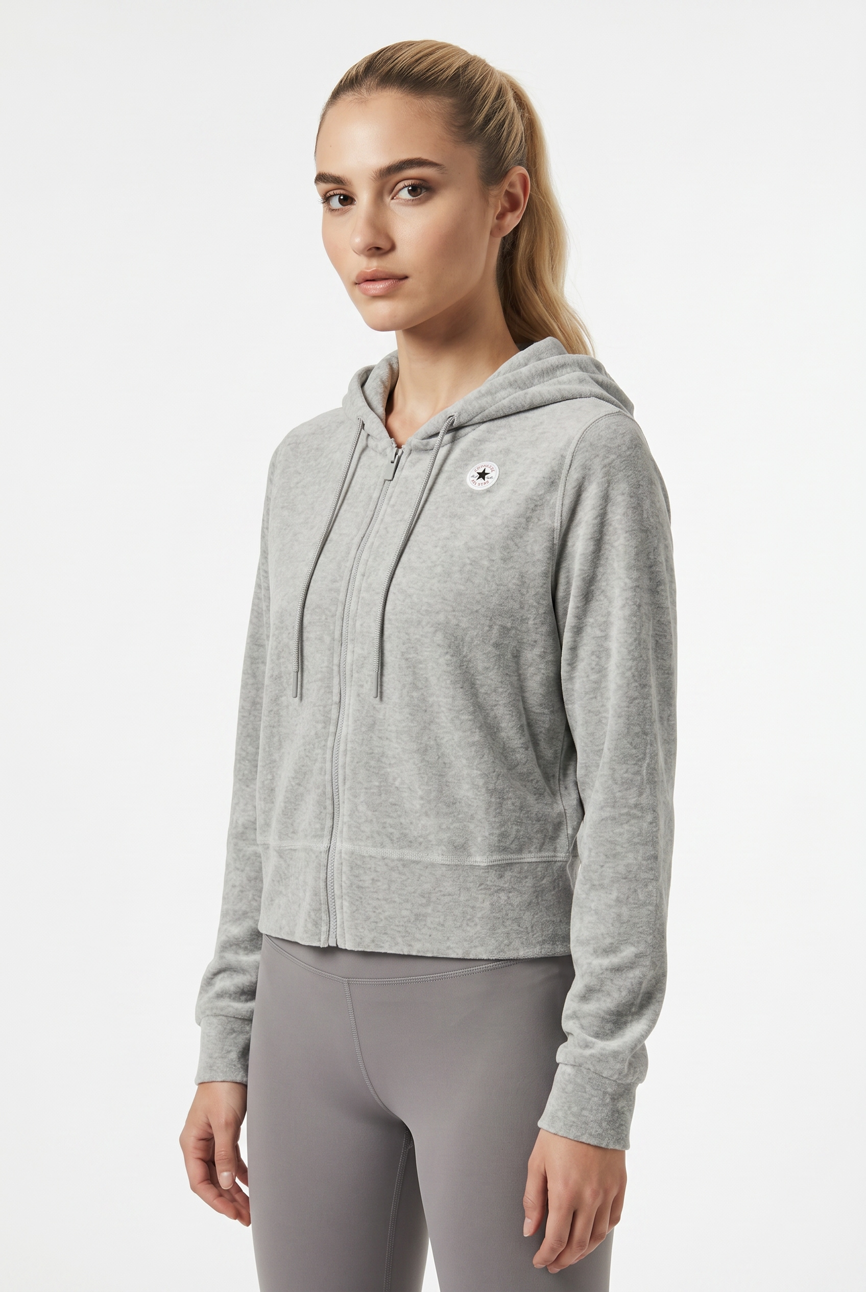 Converse Kapuzensweatjacke "CHUCK HOODIE VELOUR JACKET" mit Kapuze, Langarm, unifarben, aus Baumwolle und Polyester