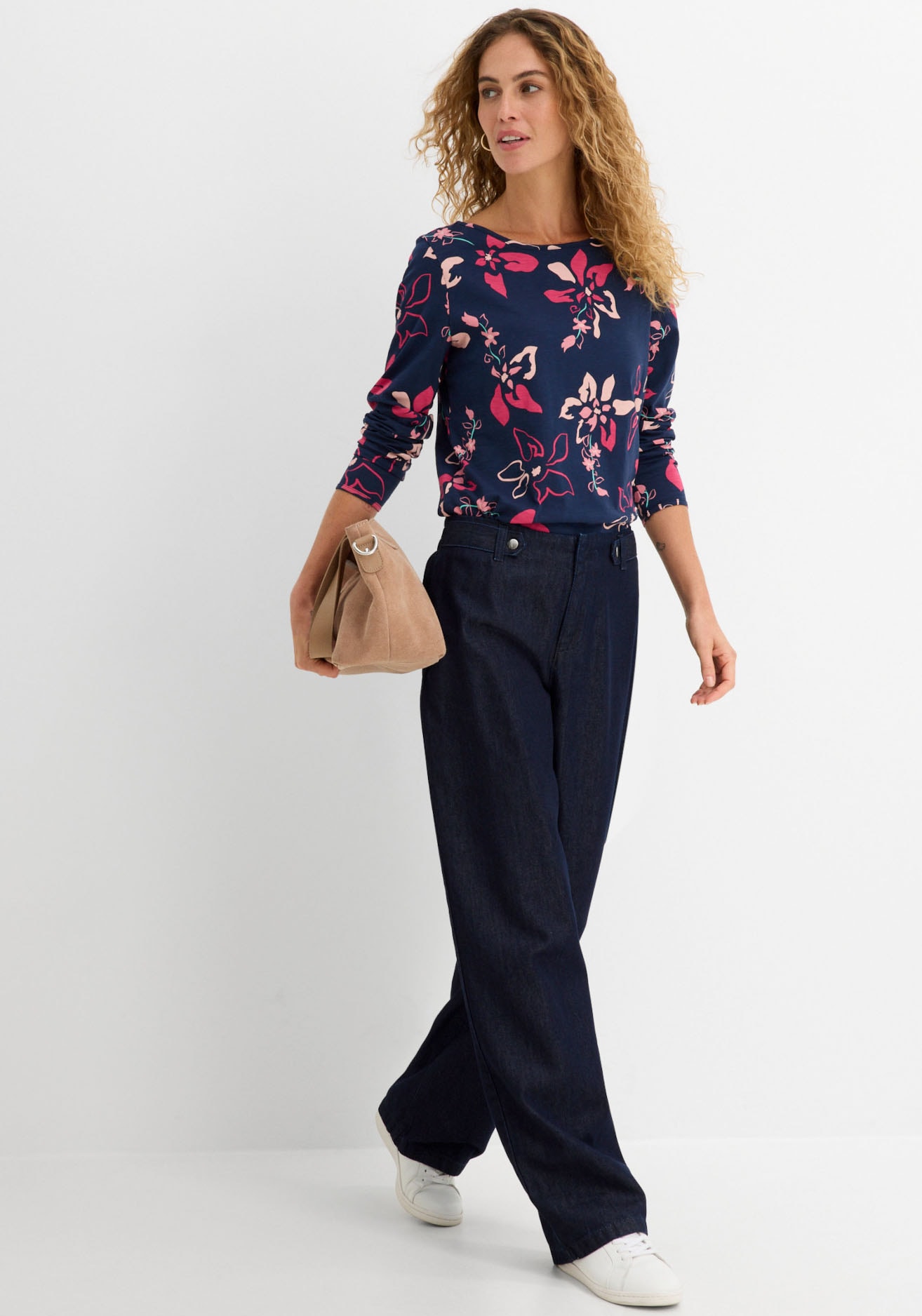 bonprix Langarmshirt figurumspielende Passform, Langarm-Design, für Frühling und Sommer