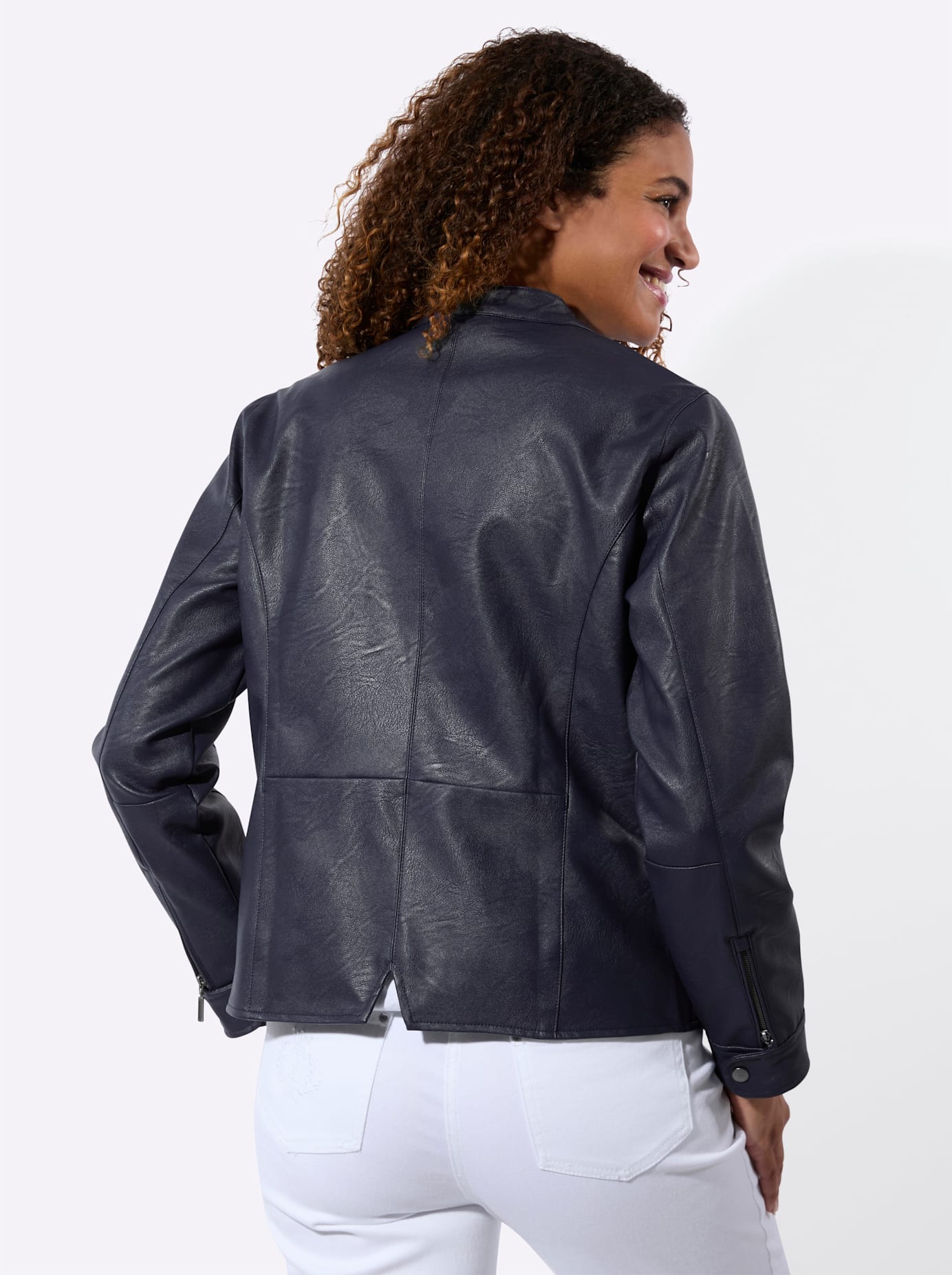 Thumbnail - Inspirationen Lederimitatjacke ohne Kapuze