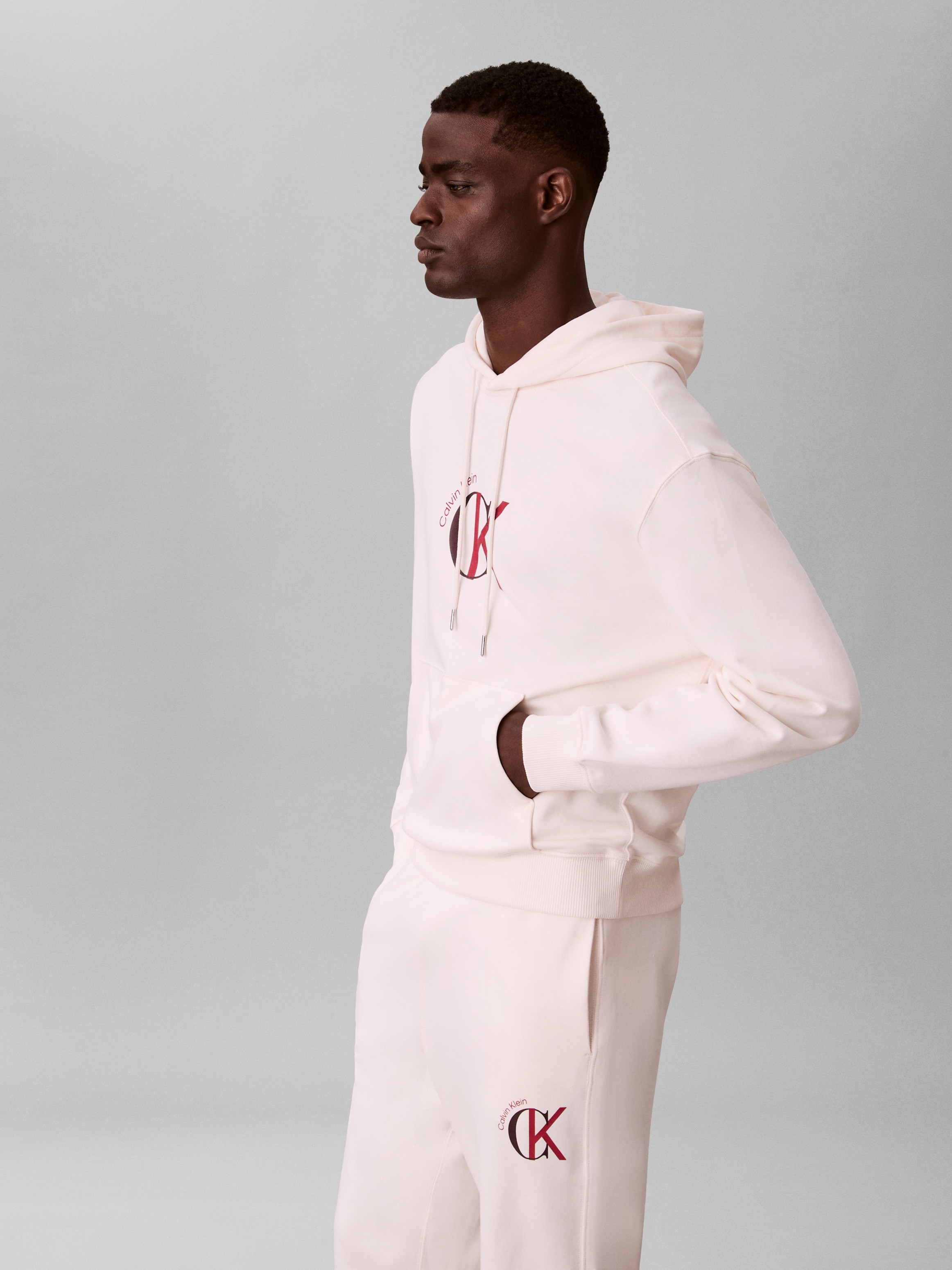 Calvin Klein Kapuzensweatshirt , Regular fit mit Kapuze
