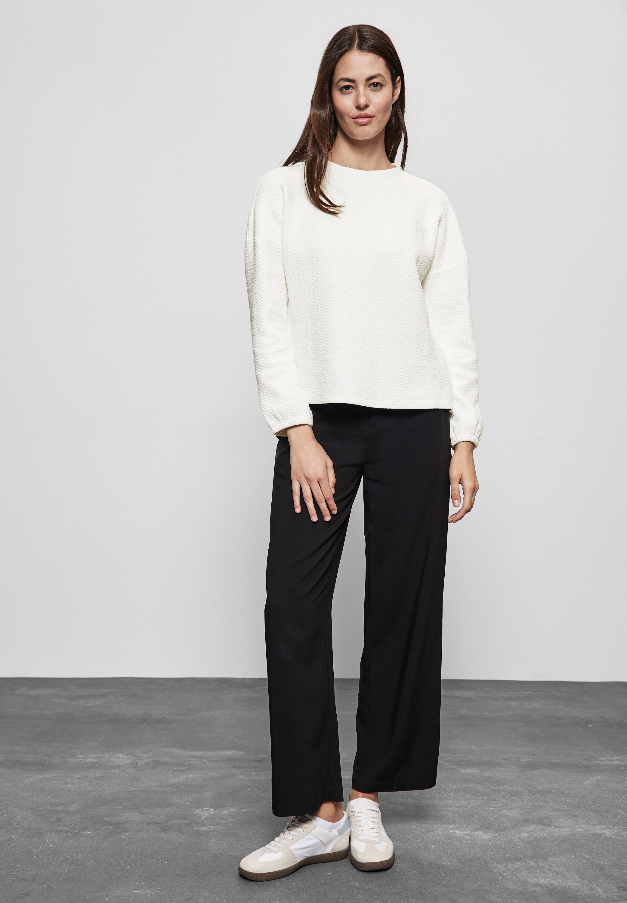 STREET ONE Langarmshirt, mit Materialmix