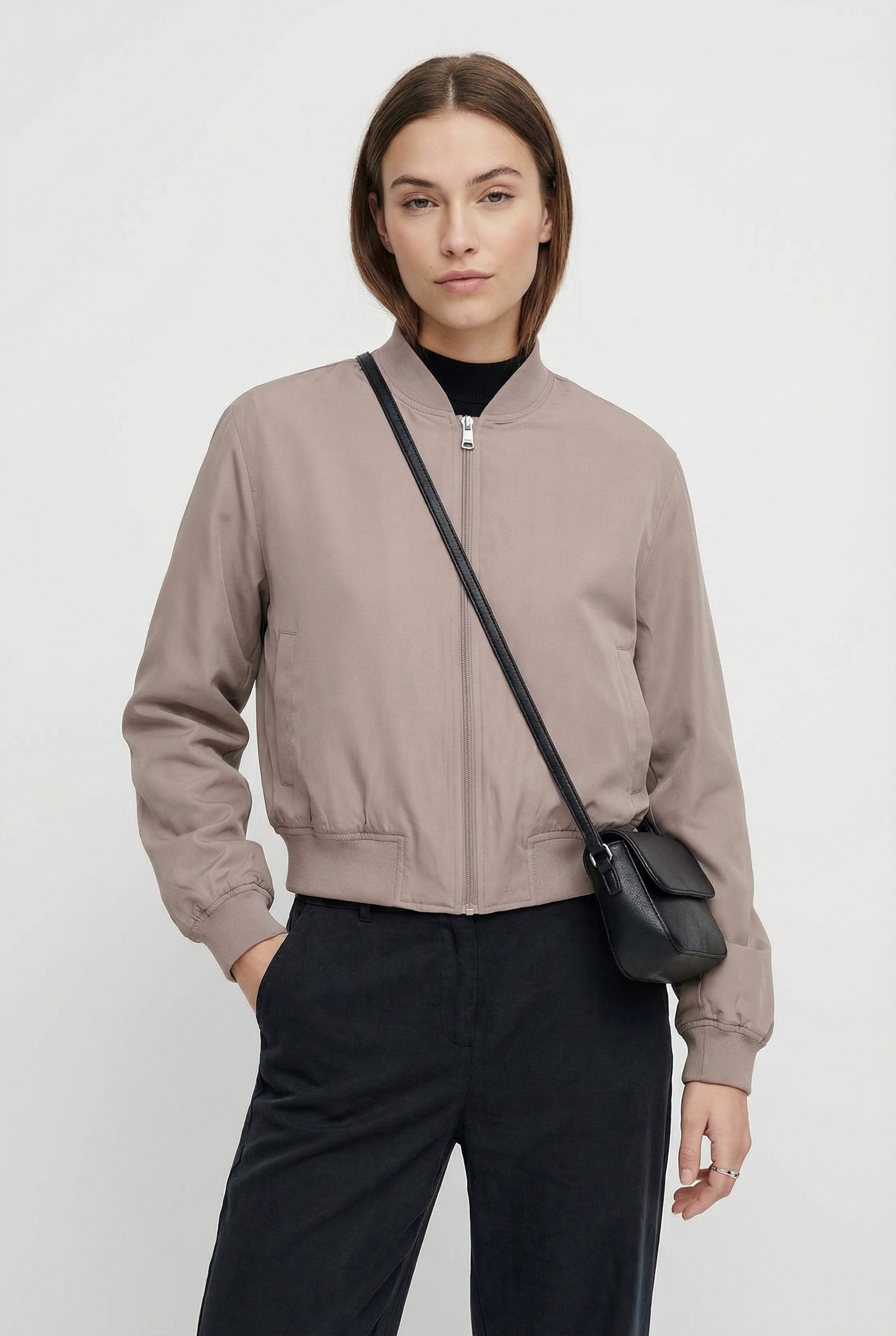 ONLY Bomberjacke "ONLALMA BOMBER OTW NOOS" mit Seitentaschen günstig online kaufen