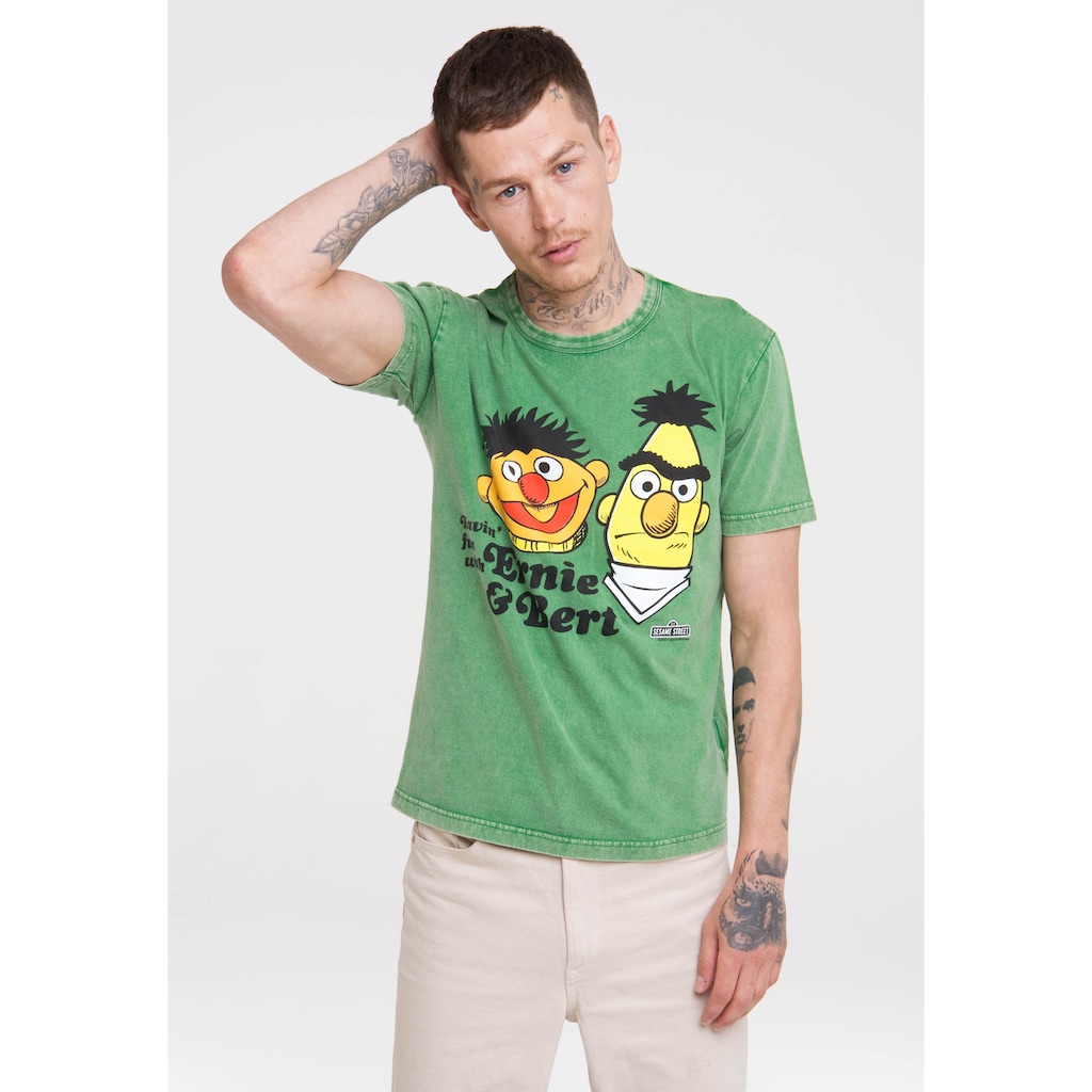 LOGOSHIRT T-Shirt »Sesamstrasse Ernie & Bert« mit lizenziertem Print