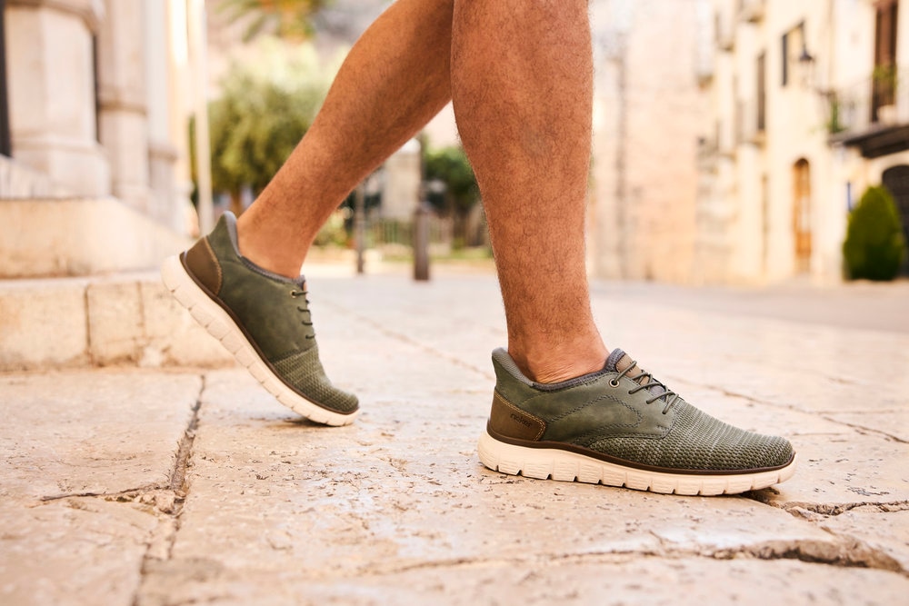 Rieker Slip-On Sneaker, Freizeitschuh, Halbschuh, Schlupfschuh, gepolsterter Fersenabschluss