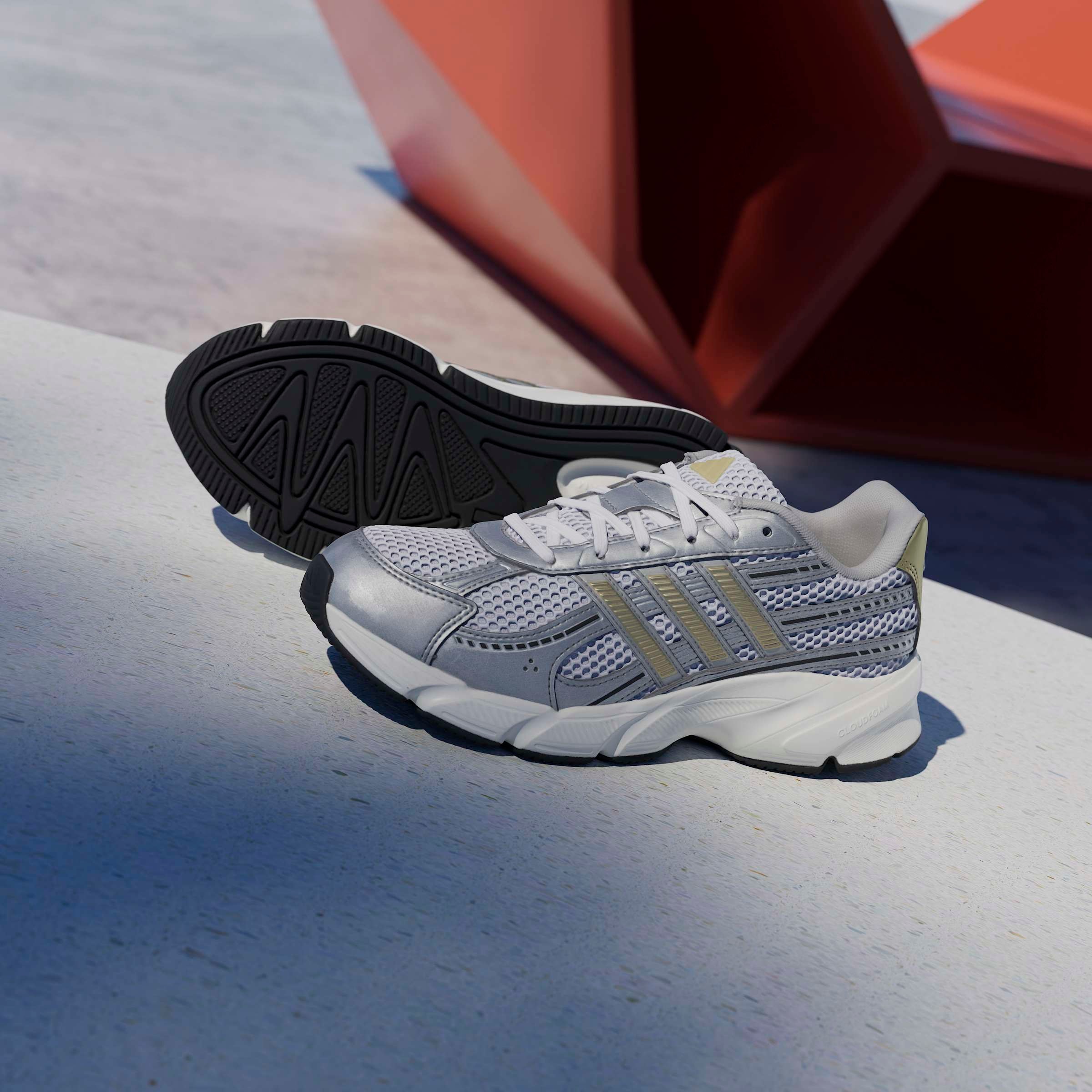 adidas Sportswear Sneaker »TECHNOCHAOS 2000«  inspiriert vom Design des adistar control