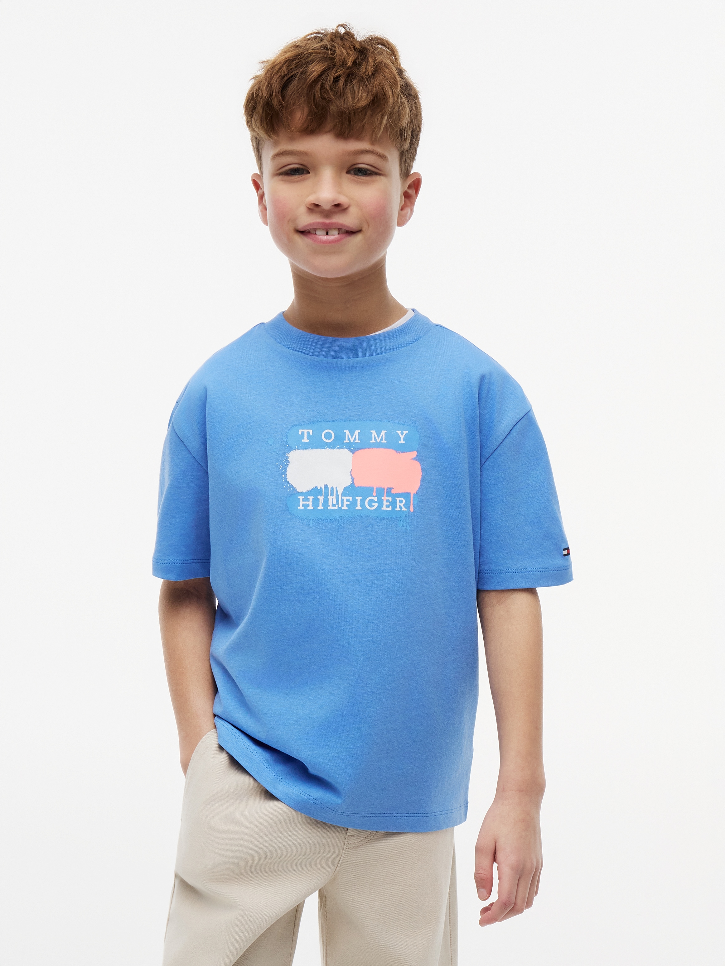 Tommy Hilfiger T-Shirt für Kinder bis 16 Jahre, Graffiti-Druck, Regular Fit