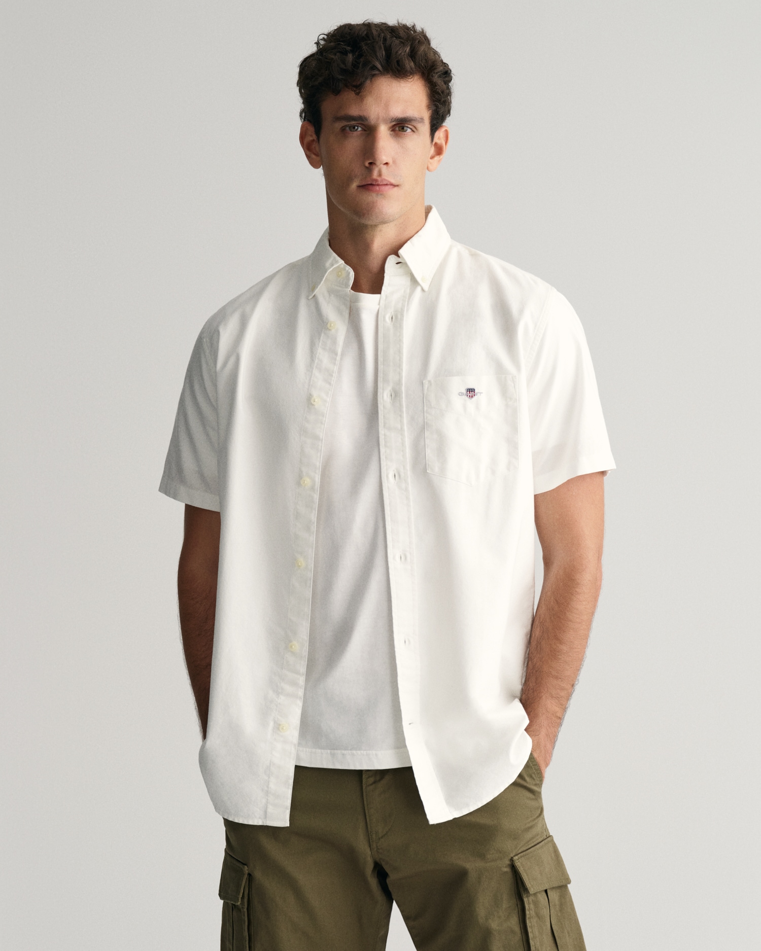 Gant Kurzarmhemd "REG OXFORD SHIRT", Gant-Stickerei