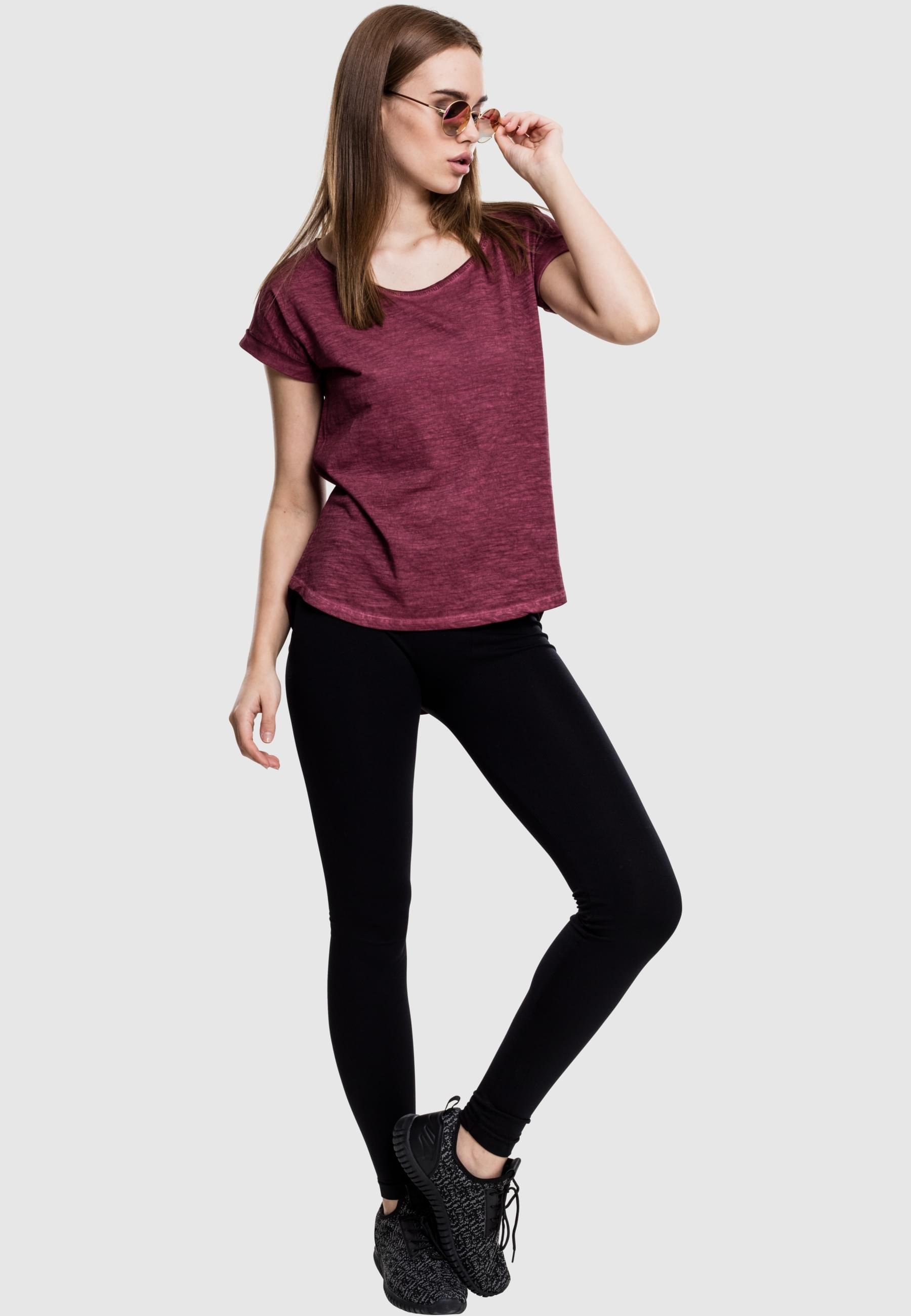 URBAN CLASSICS Kurzarmshirt »Urban Classics Damen Ladies Long Back Shaped Spray Dye Tee«, (1 tlg.)